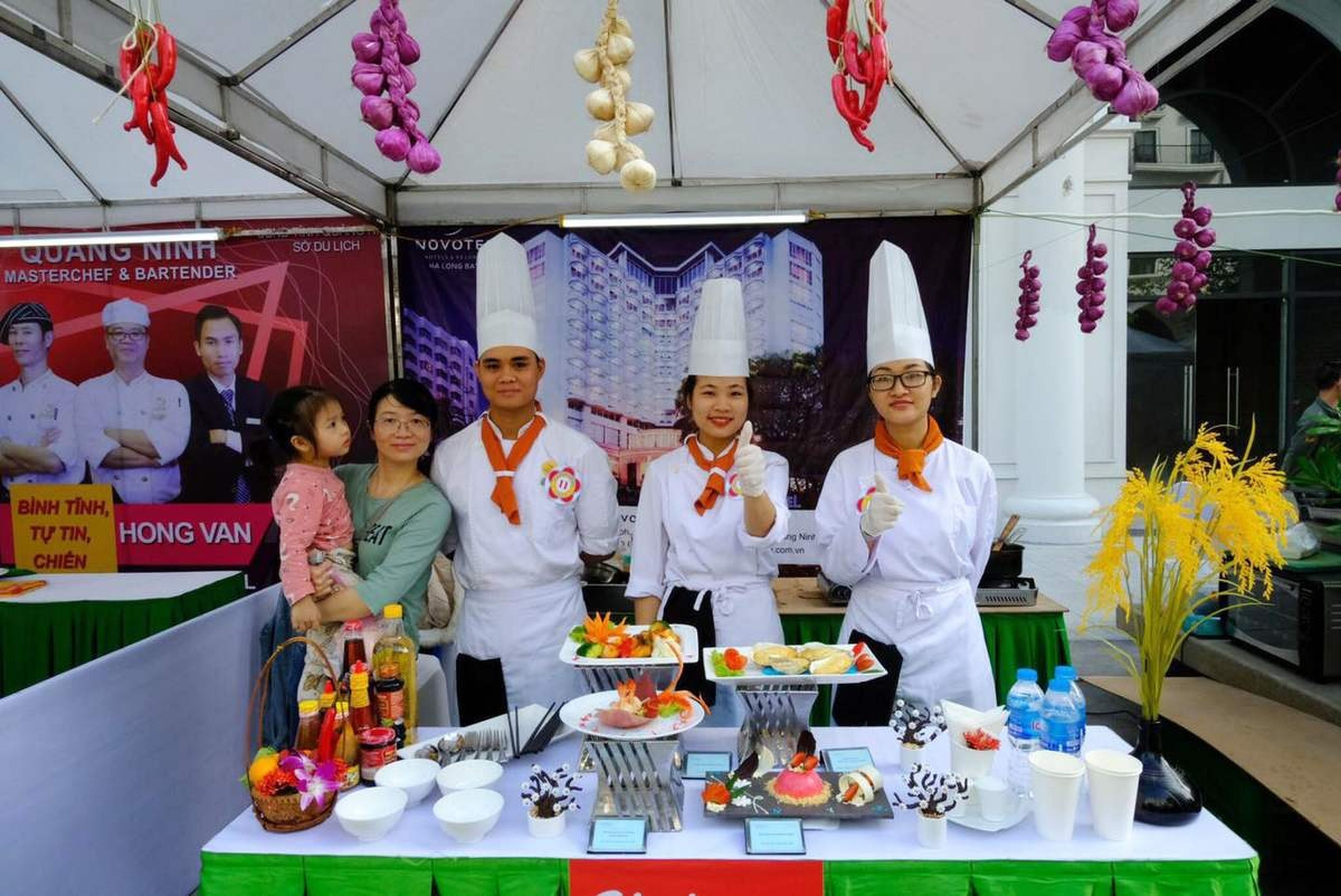 Nhà hàng The Square Hạ Long - Nhà hàng, quầy bar đẳng cấp 4 sao - Hình 3