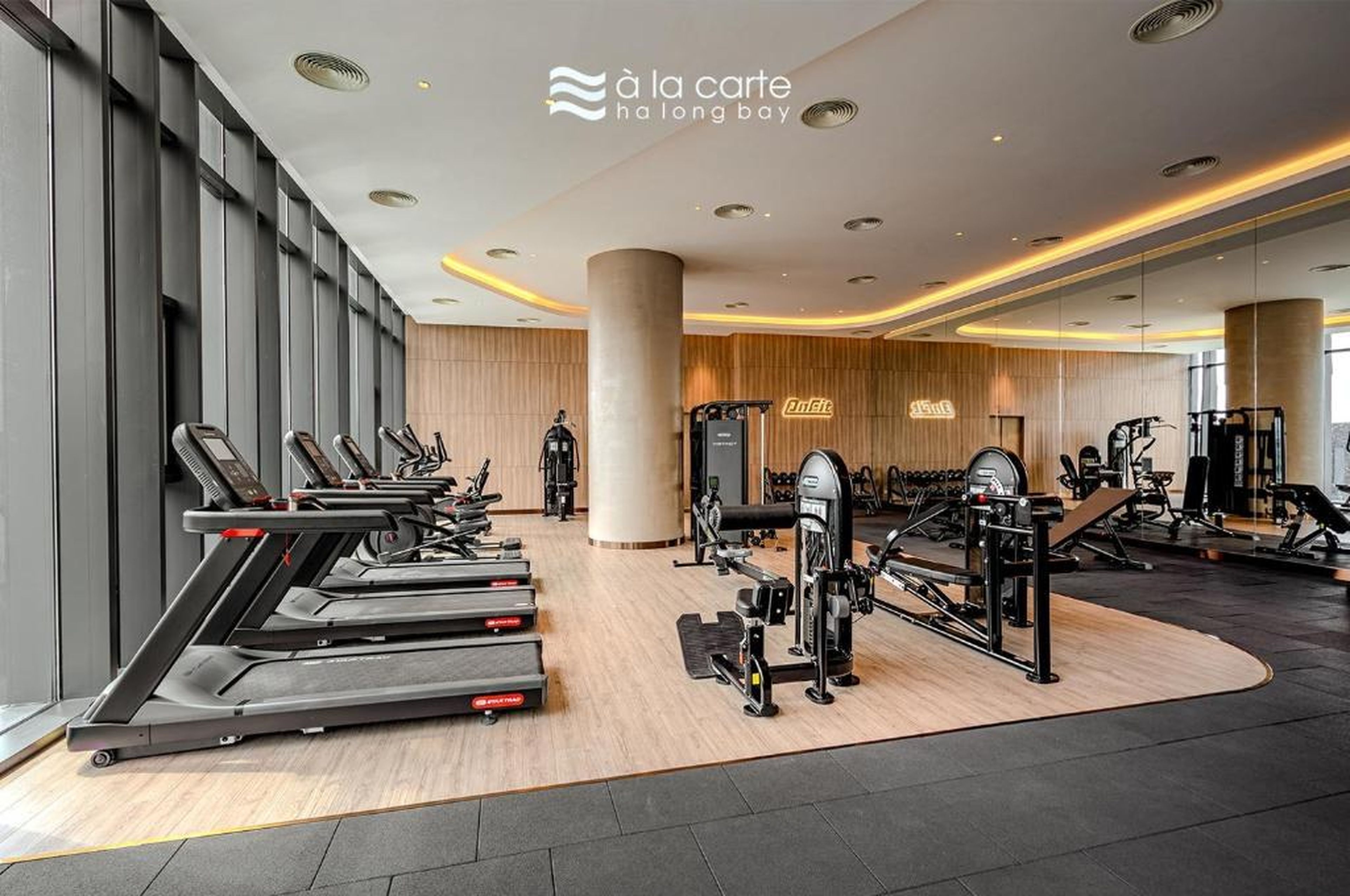 Alacarte condo - right on beach - high floor - Hình 16