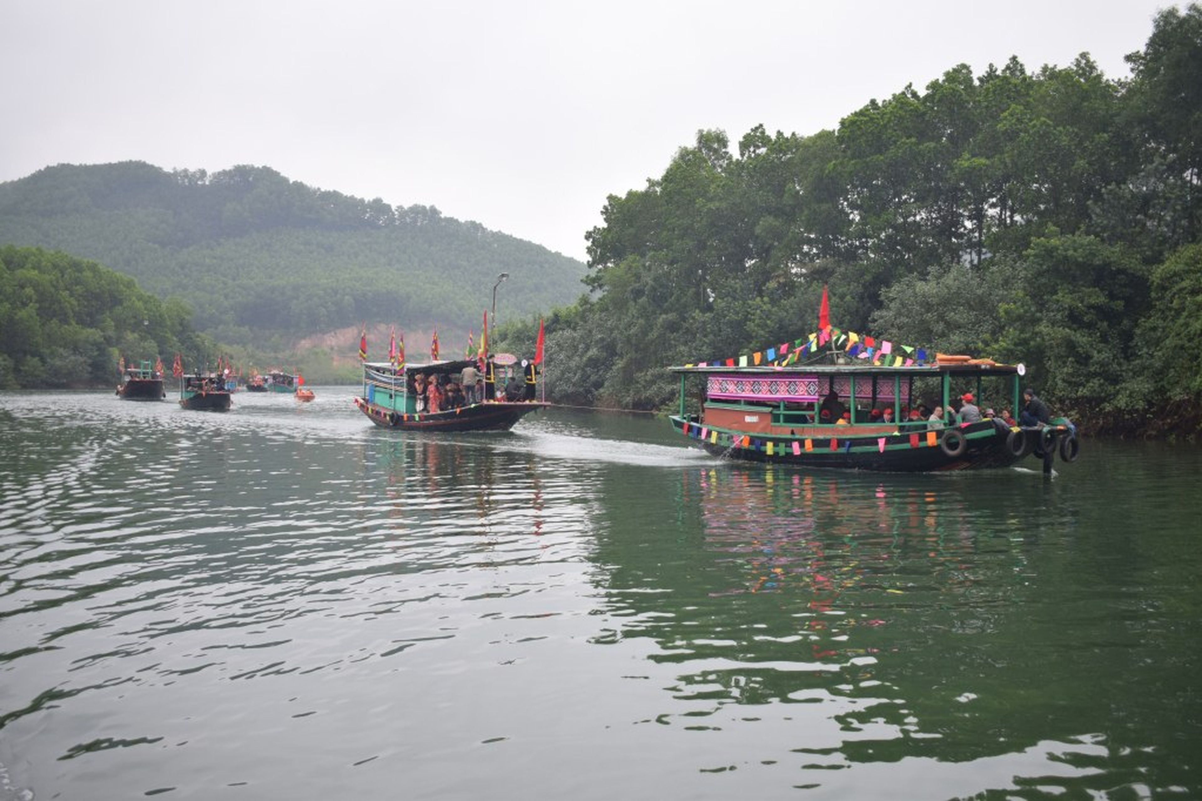 盘王节——纪念瑶族十二姓氏始祖的祭祀仪式 - Hình 2