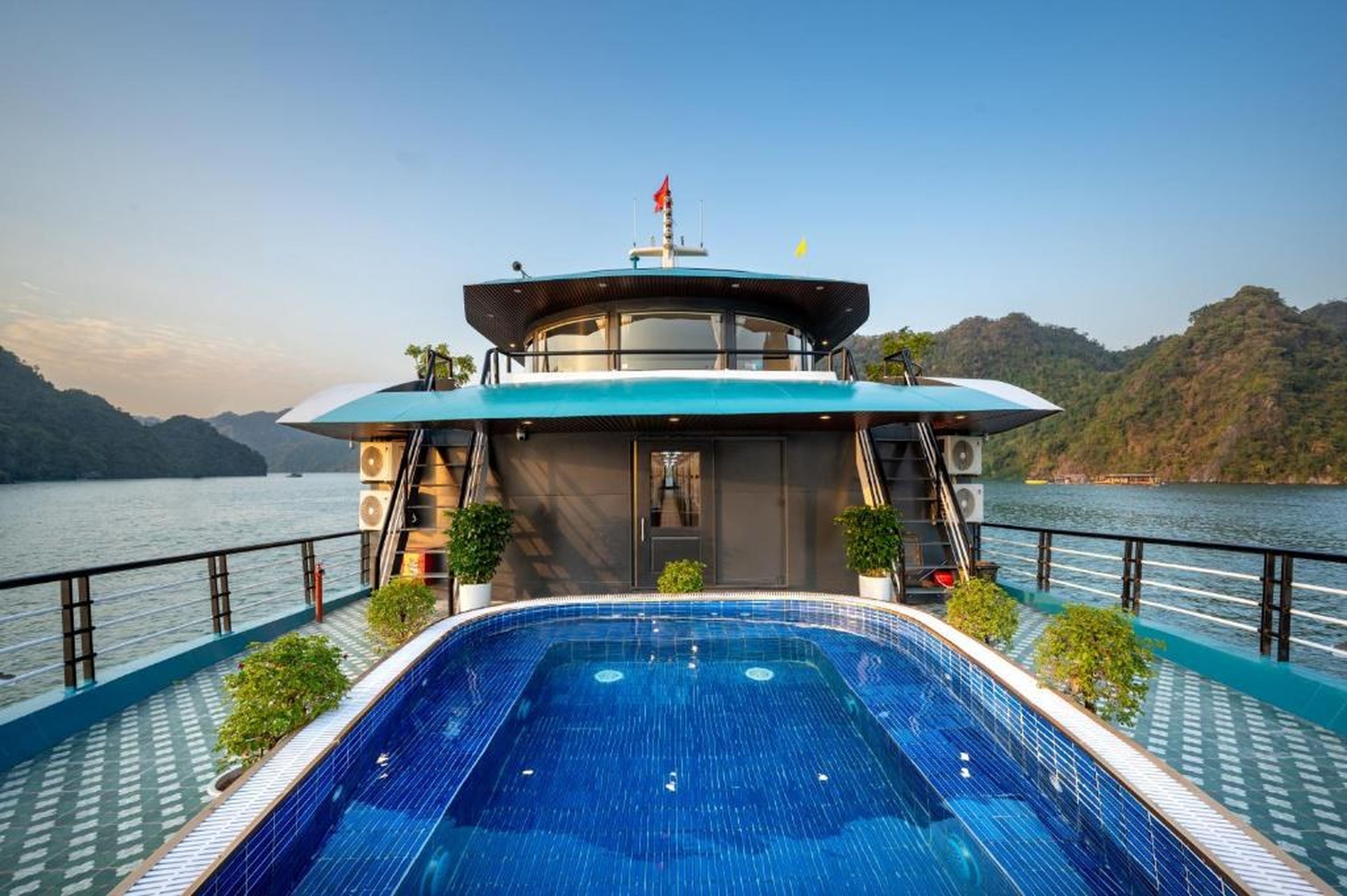 Dragon Premium Cruise Halong - Hình 50