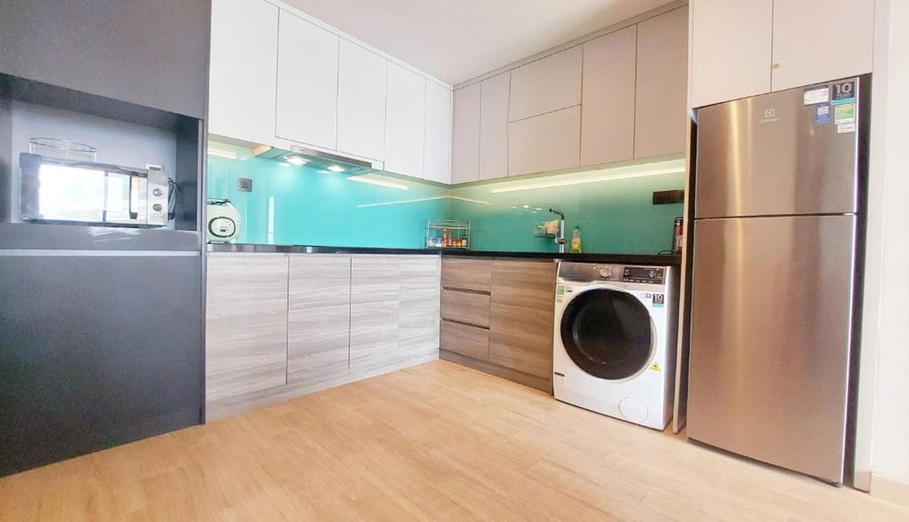 Sweet Home - Homestay apartment system at Citadines Marina Ha Long building - Hình 1