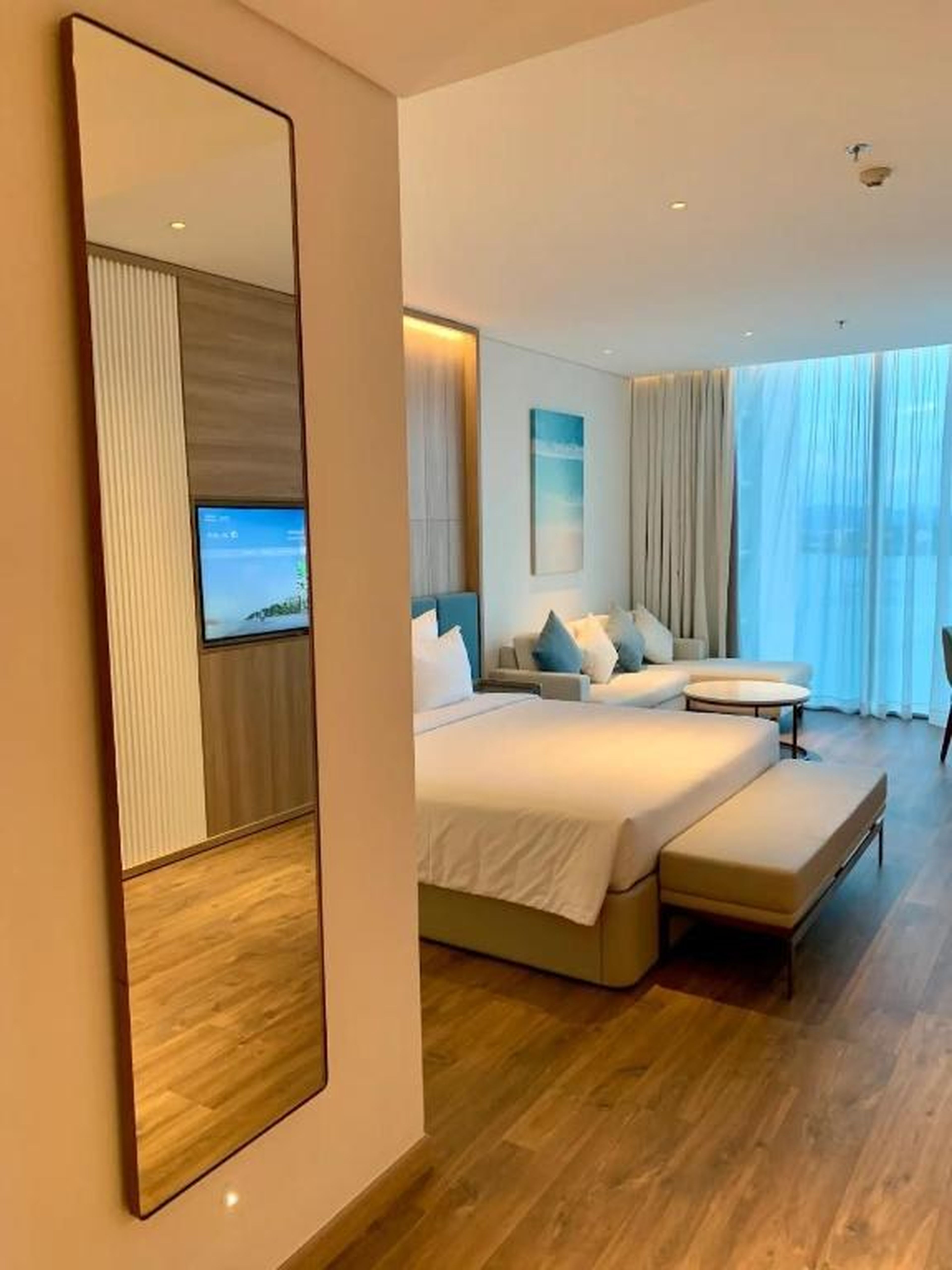 Panoramic sea homestay - Hình 3