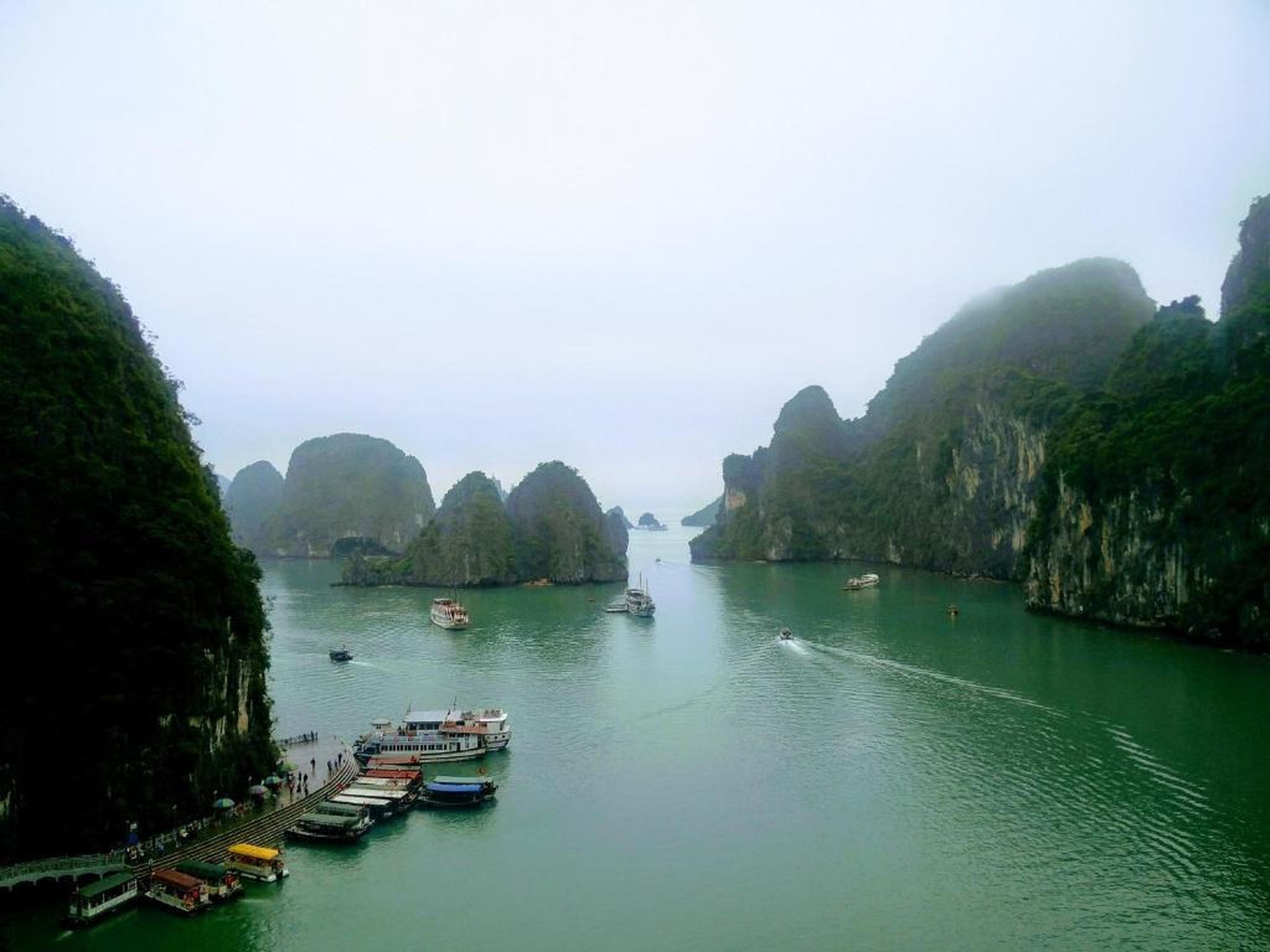 Alex Ha Long Hotel - Hình 28