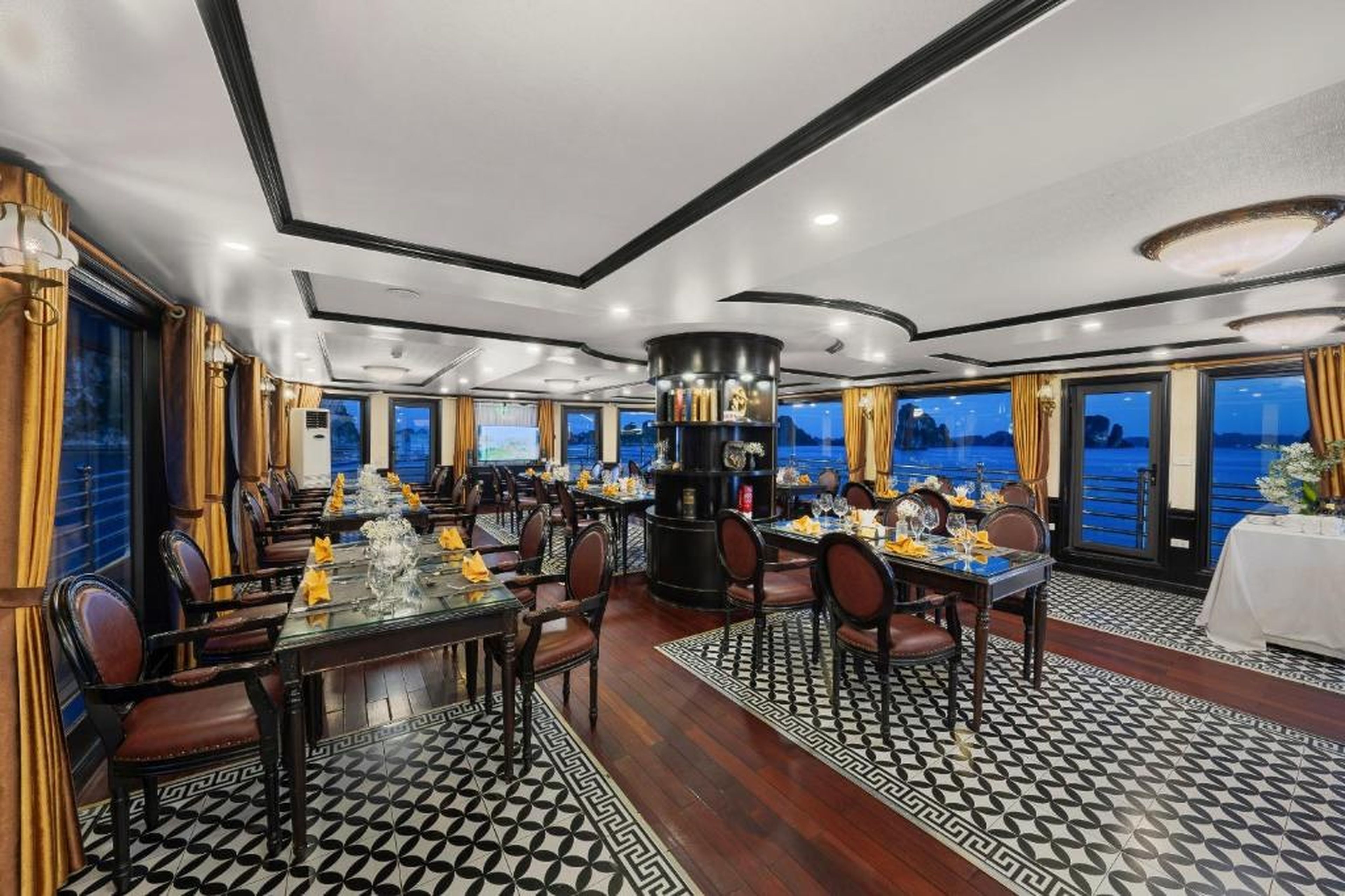 Halong Athena Cruise - Hình 36