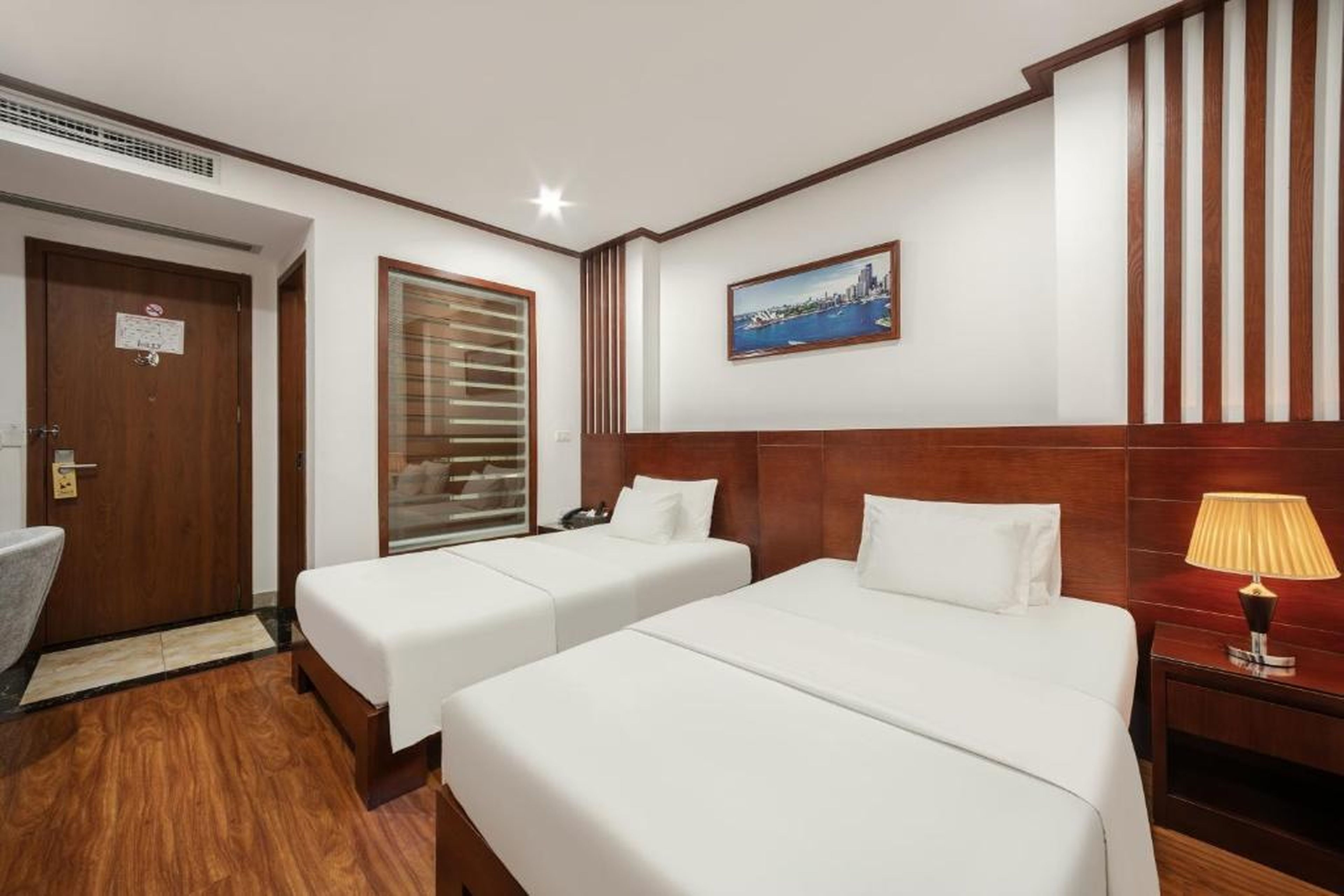 A25 Premium Hotel - Bãi Cháy Hạ Long - Hình 16