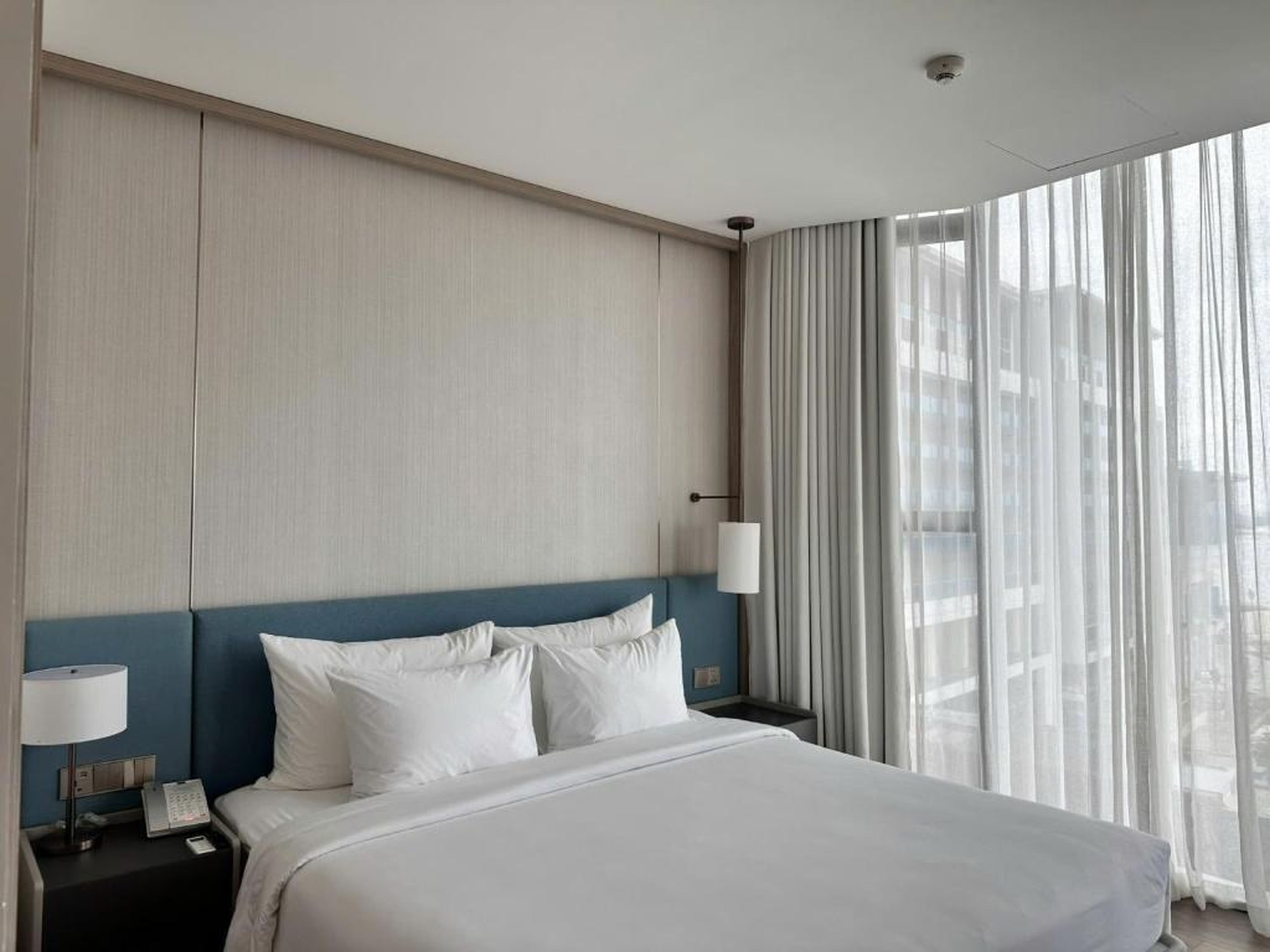 A La Carte Ha Long Bay - Sea View Apartment - Hình 23