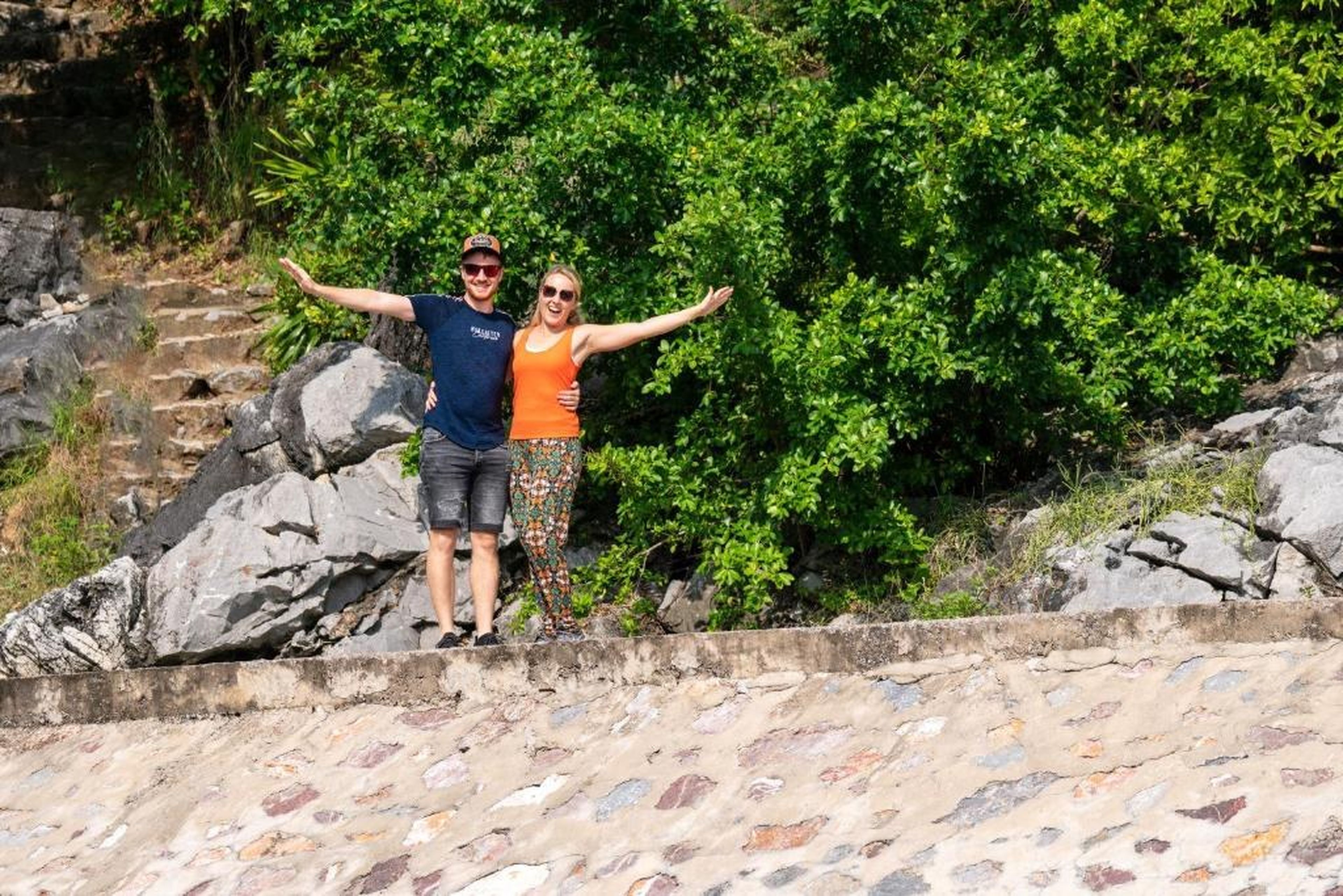 Swan Cruises Halong - Off-the-Beaten-Path Route - Hình 44