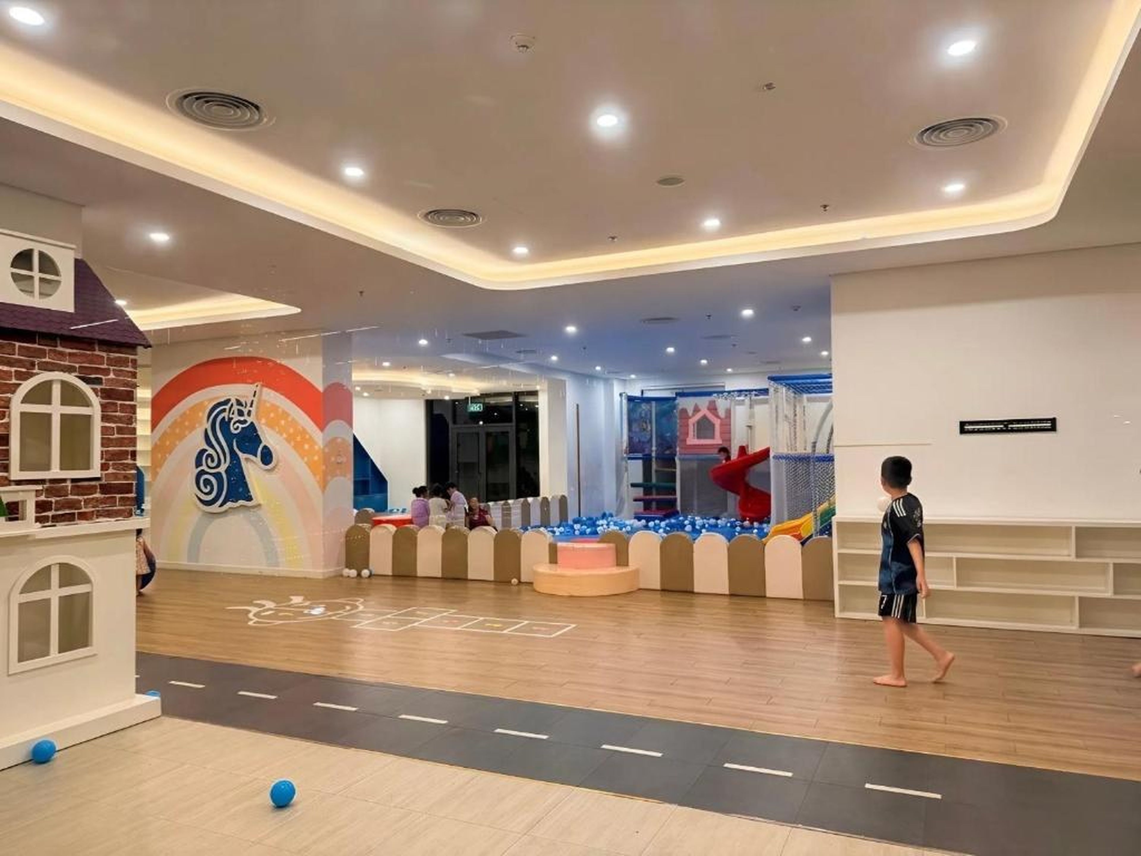 Luxury Ocean View Apartments - The Sapphire Ha Long, Studio & 2BR - Hình 38