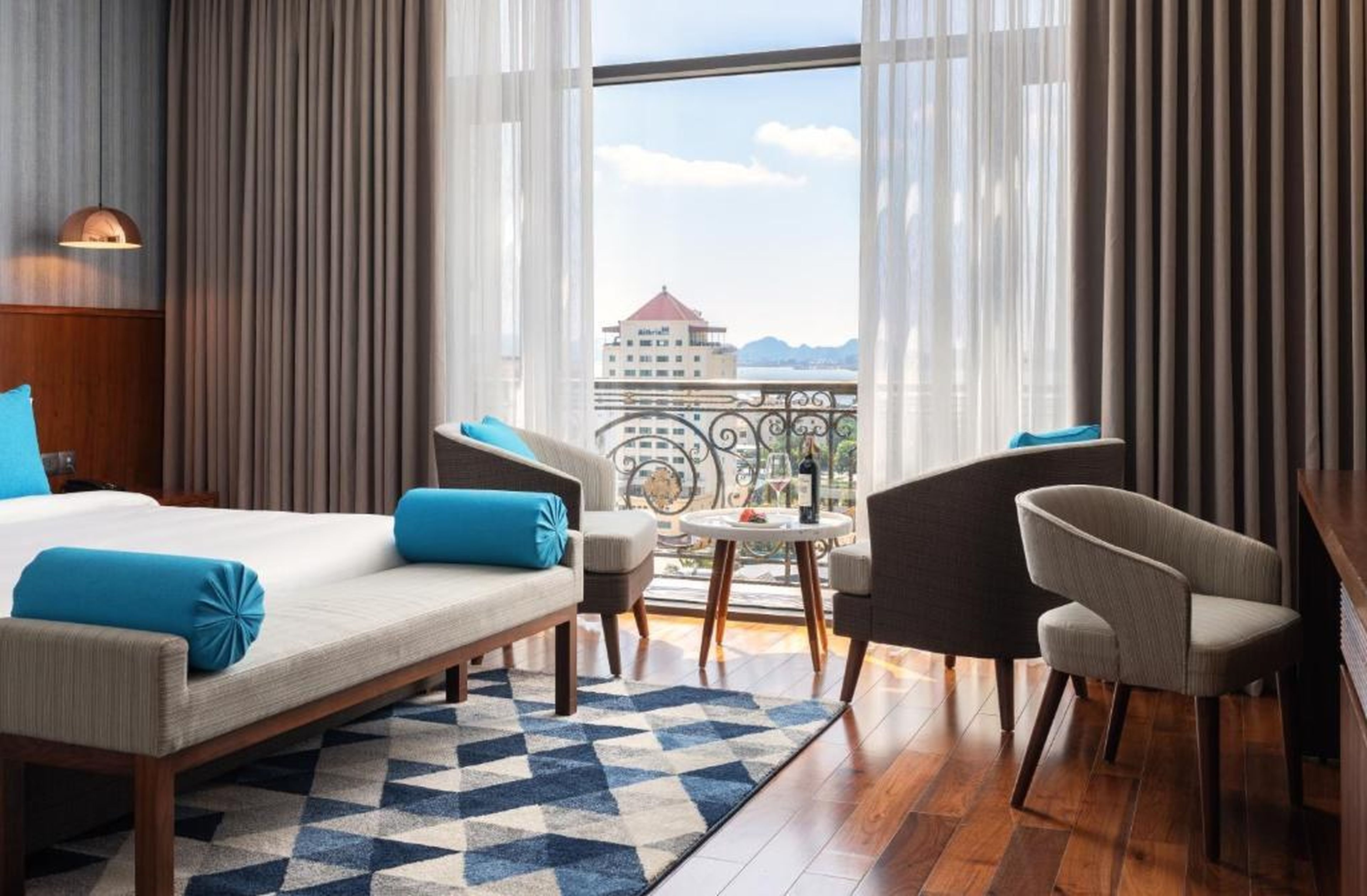 D'Lecia Ha Long Hotel - Hình 38