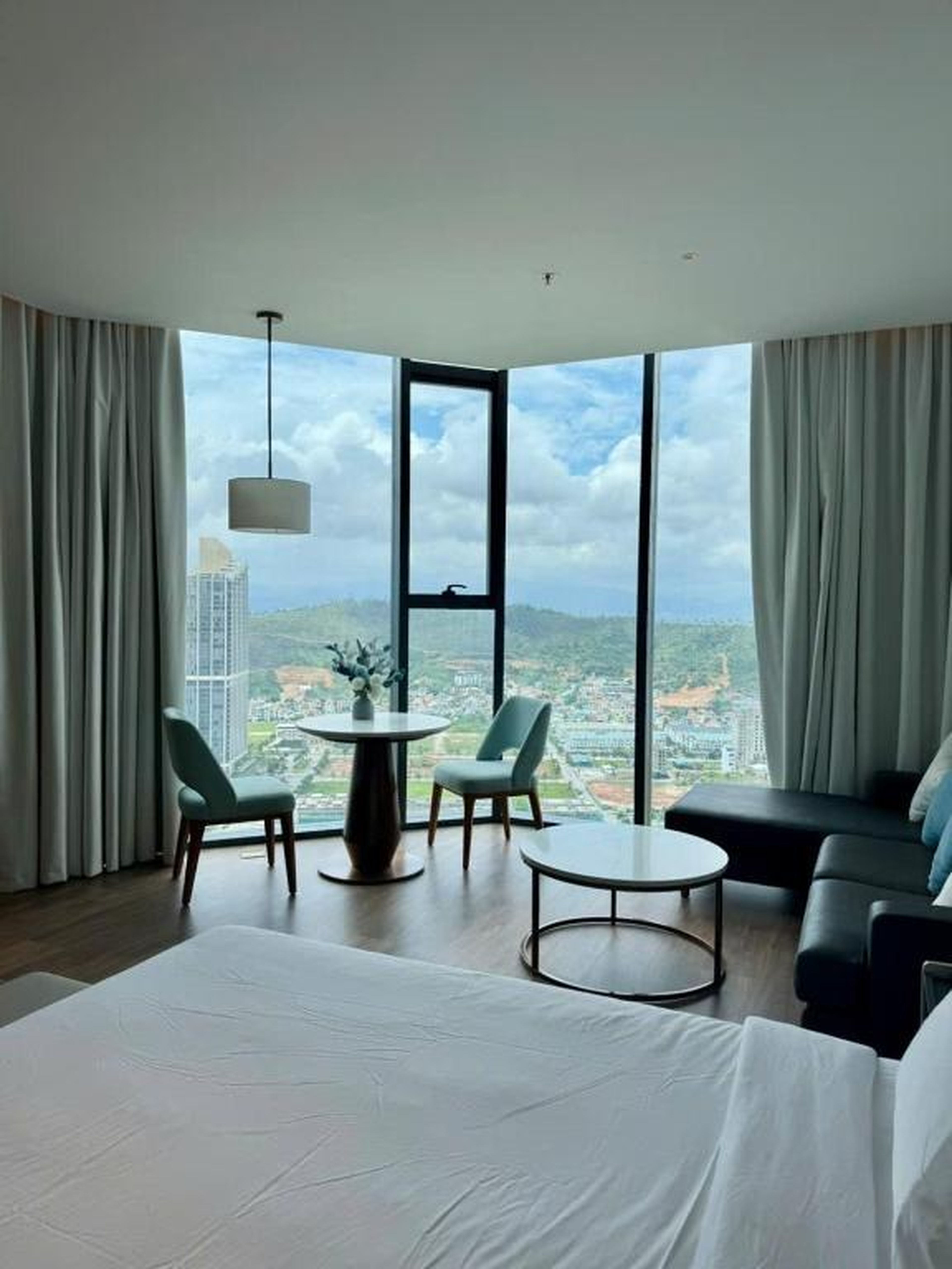 A La Carte Ha Long Bay Managed by 2Tstay - Hình 1