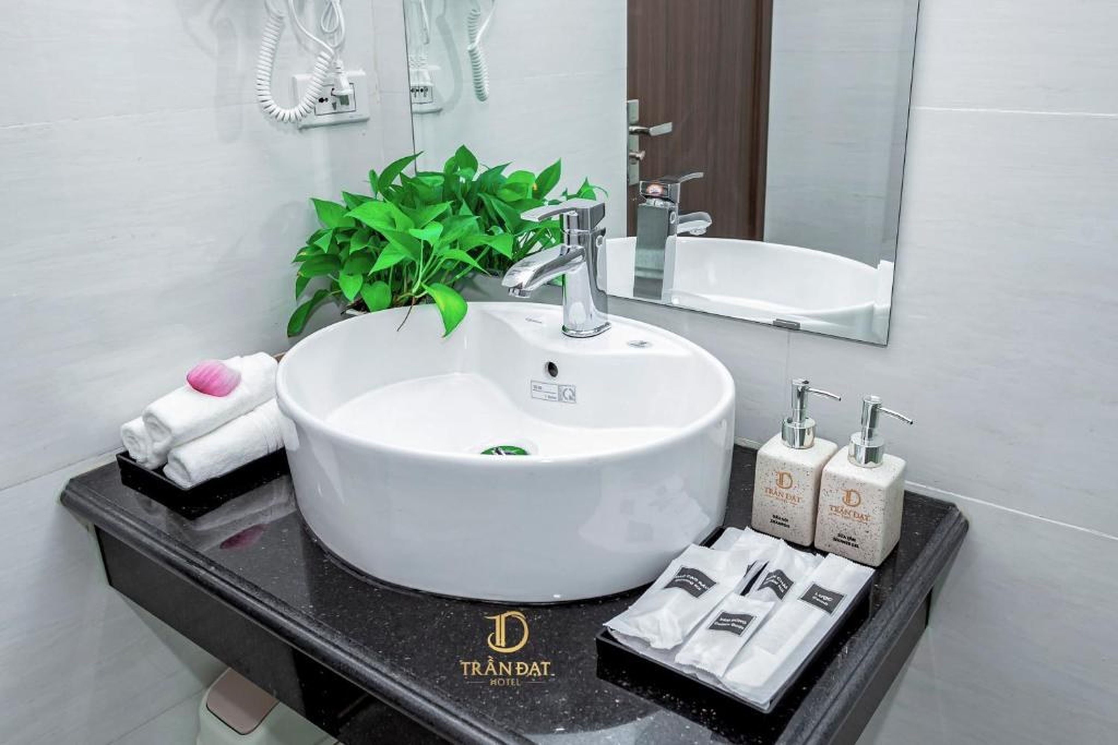 Trần Đạt Hotel - Hình 6