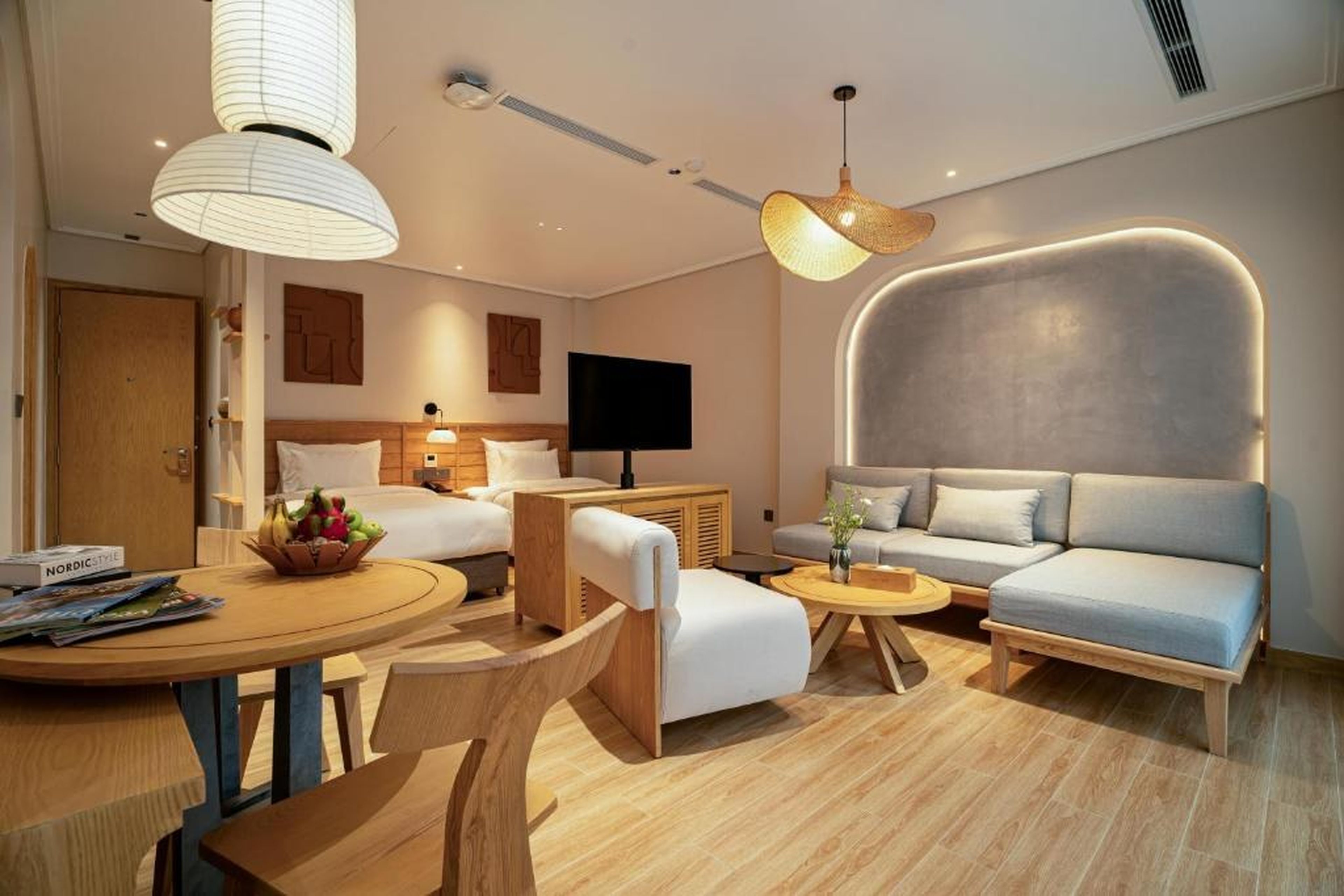 Nam Dat Hotel by D'Lecia Ha Long - Hình 36