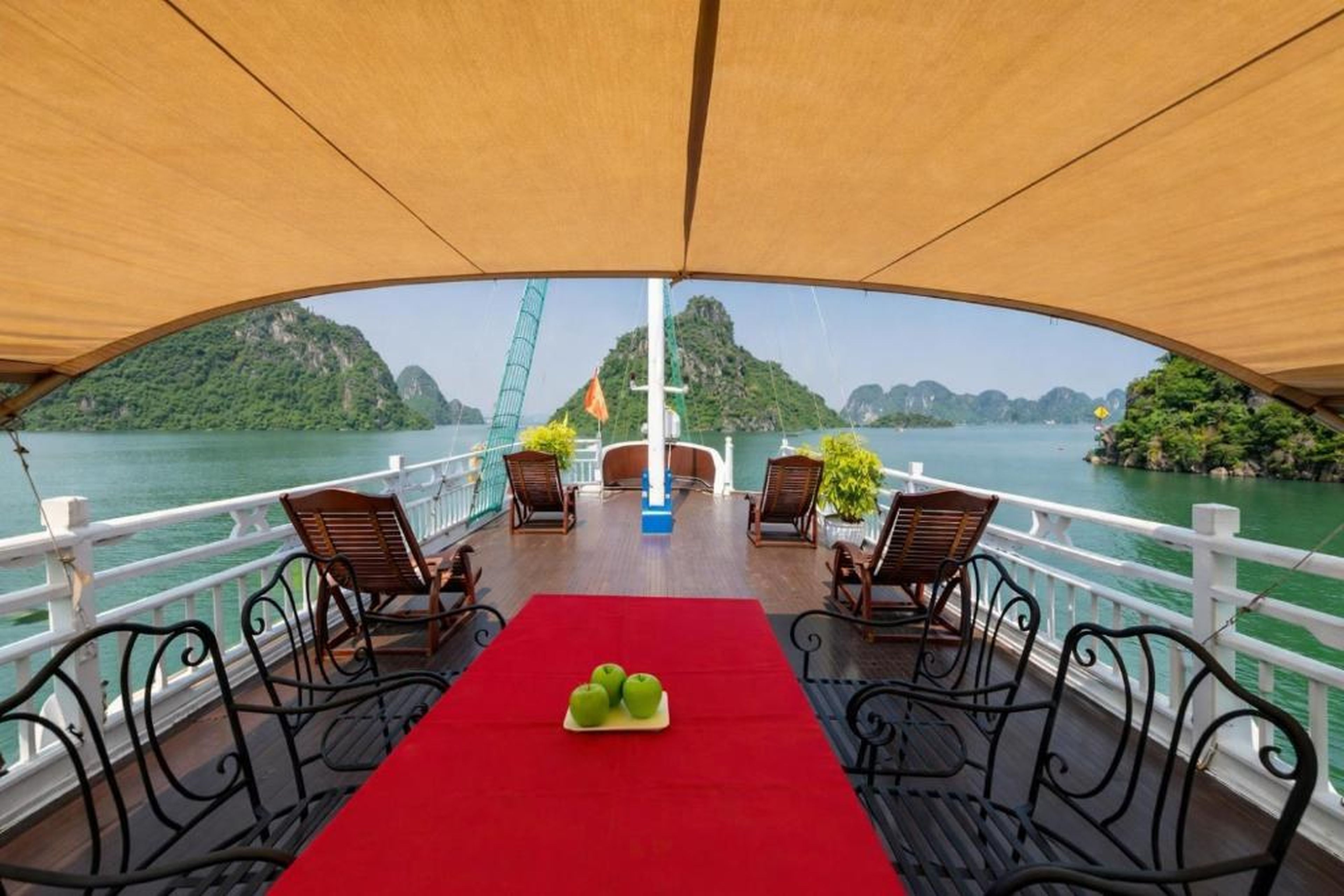 Private Sail Ha Long - Bai Tu Long - Hình 16
