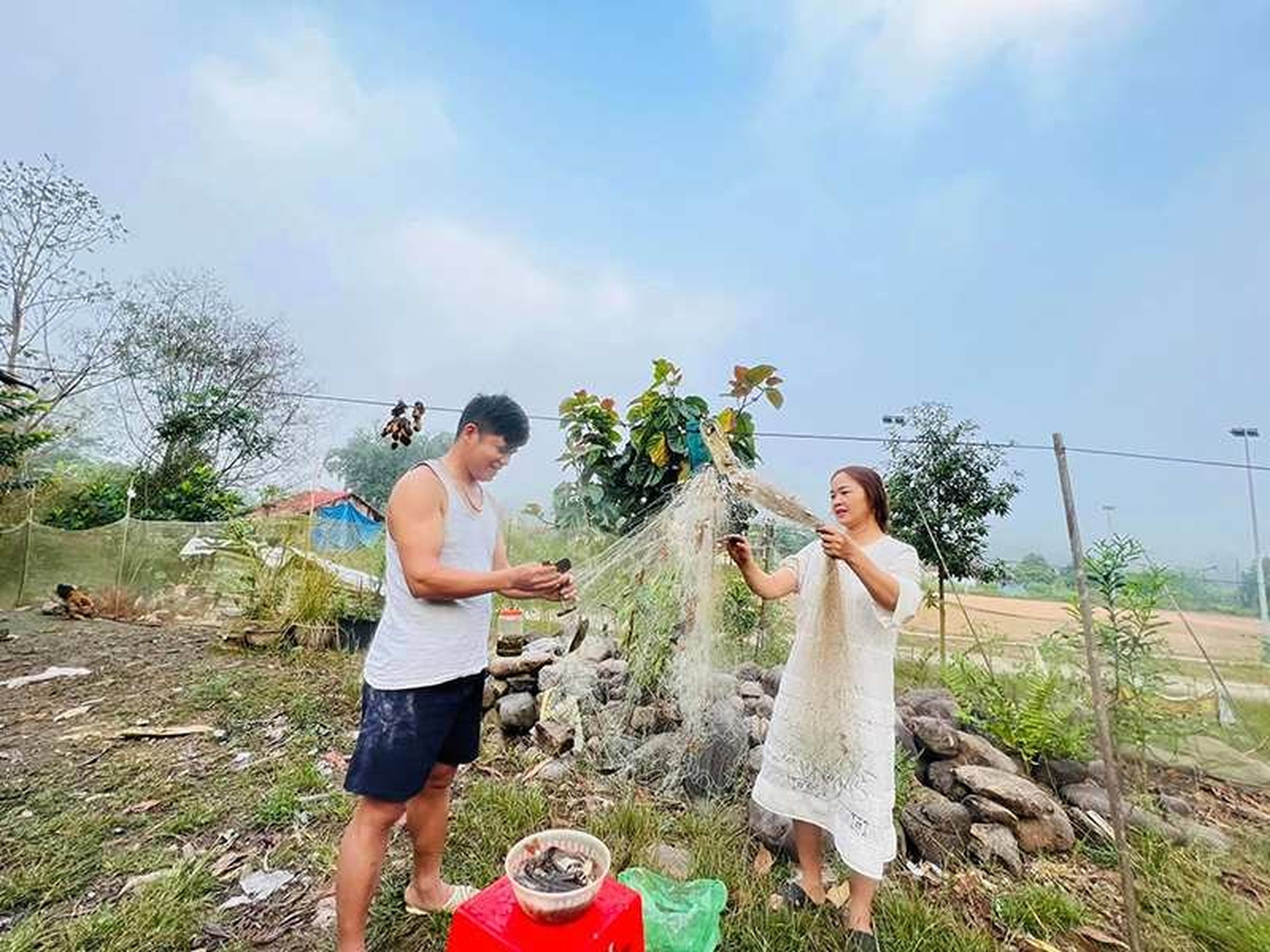 Đến Kỳ Thượng để chiêm ngắm cảnh sắc yên bình của làng người Dao - Hình 7