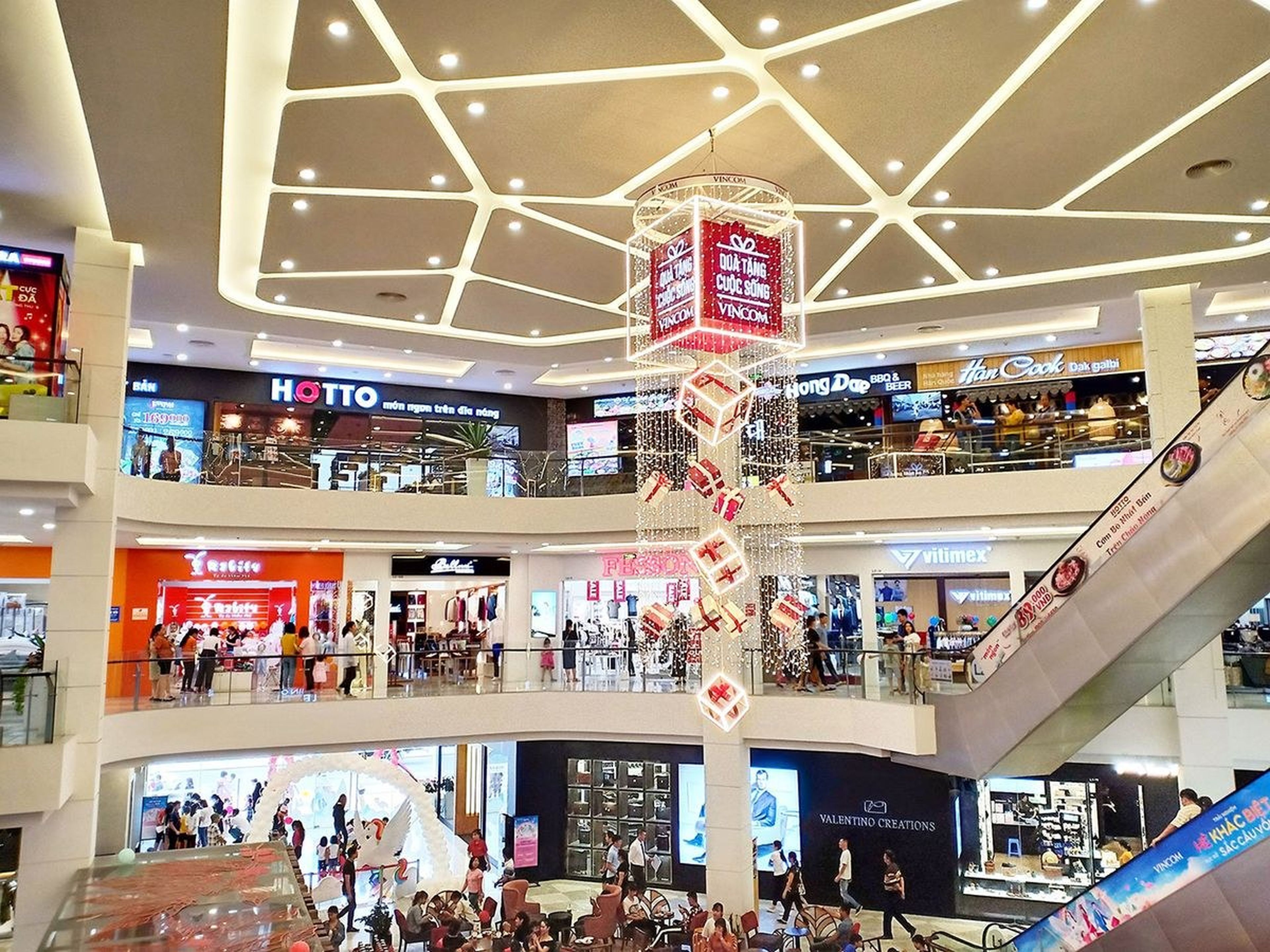 Đến Vincom Plaza Hạ Long, bạn muốn ăn gì chơi gì cũng có tất! - Hình 5