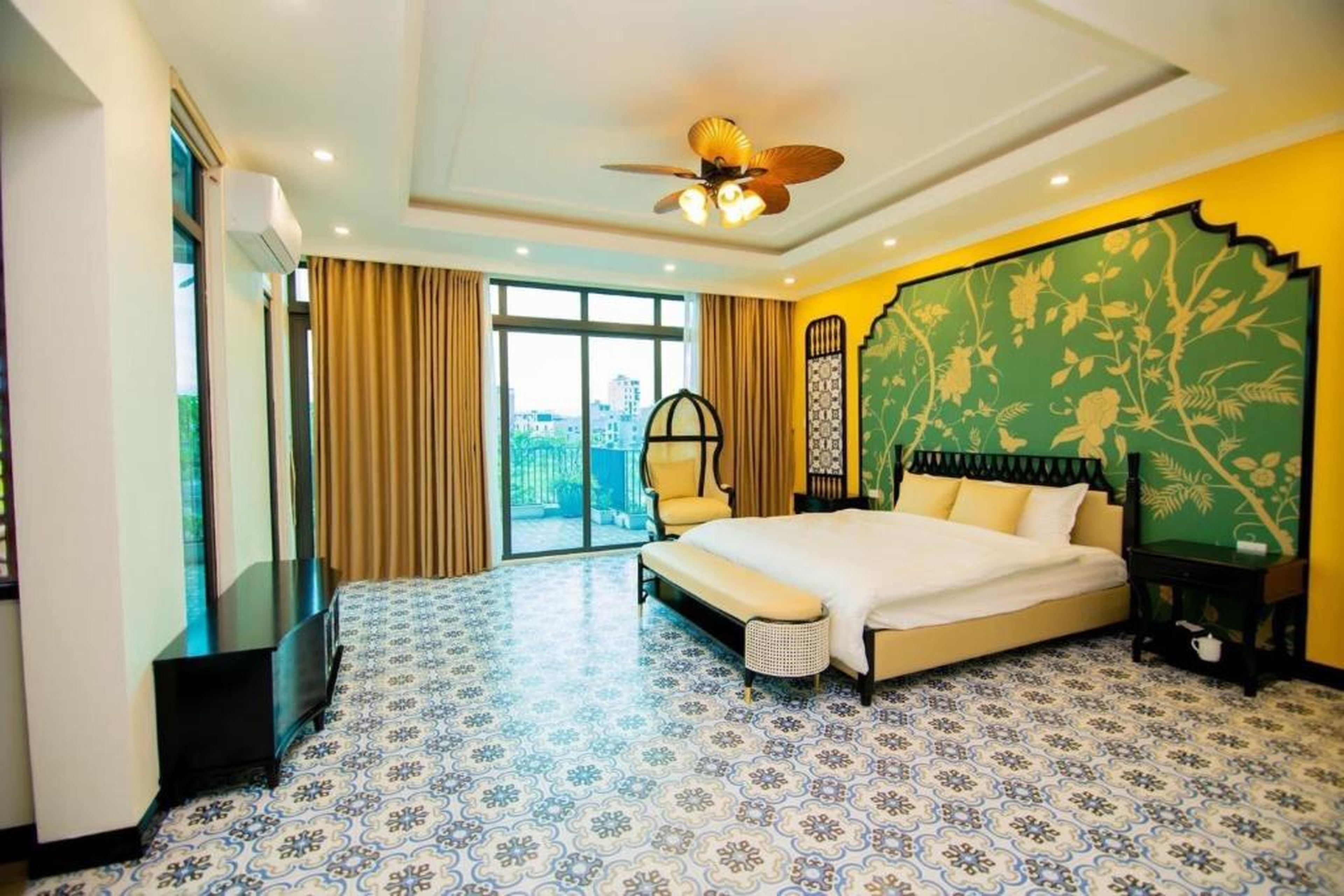Indochine Ha Long Villa - Hình 2