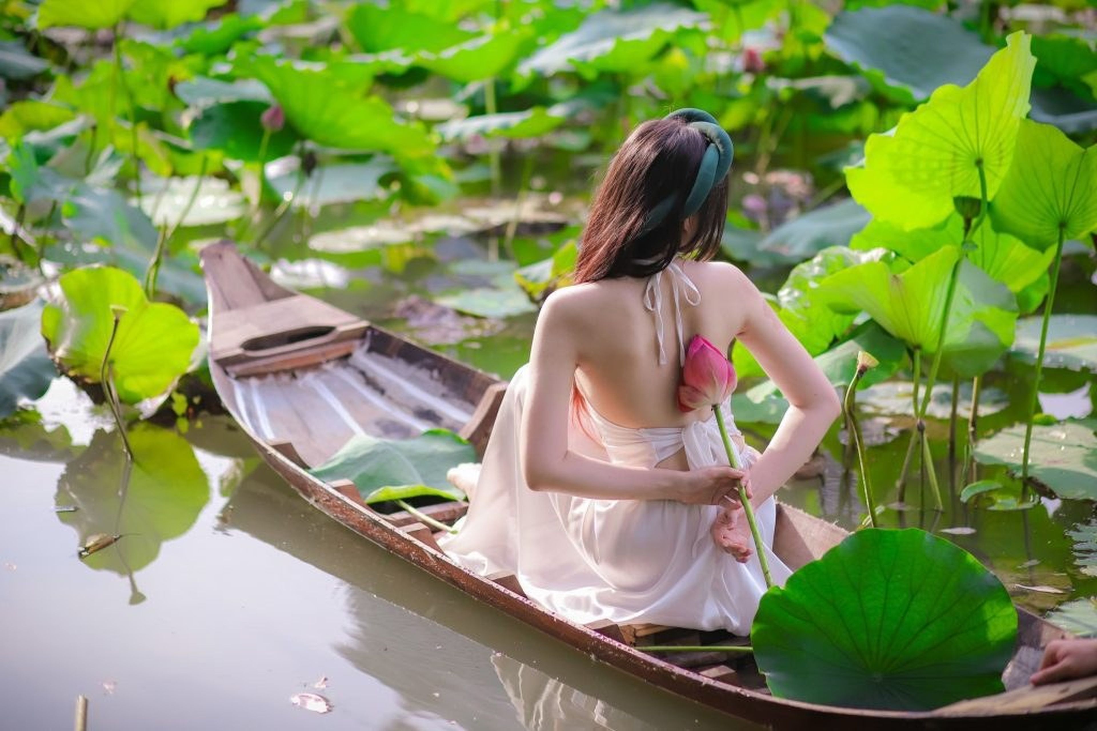 Góc check in lãng mạn tại đầm sen An Nhiên ở Sun World Hạ Long - Hình 3