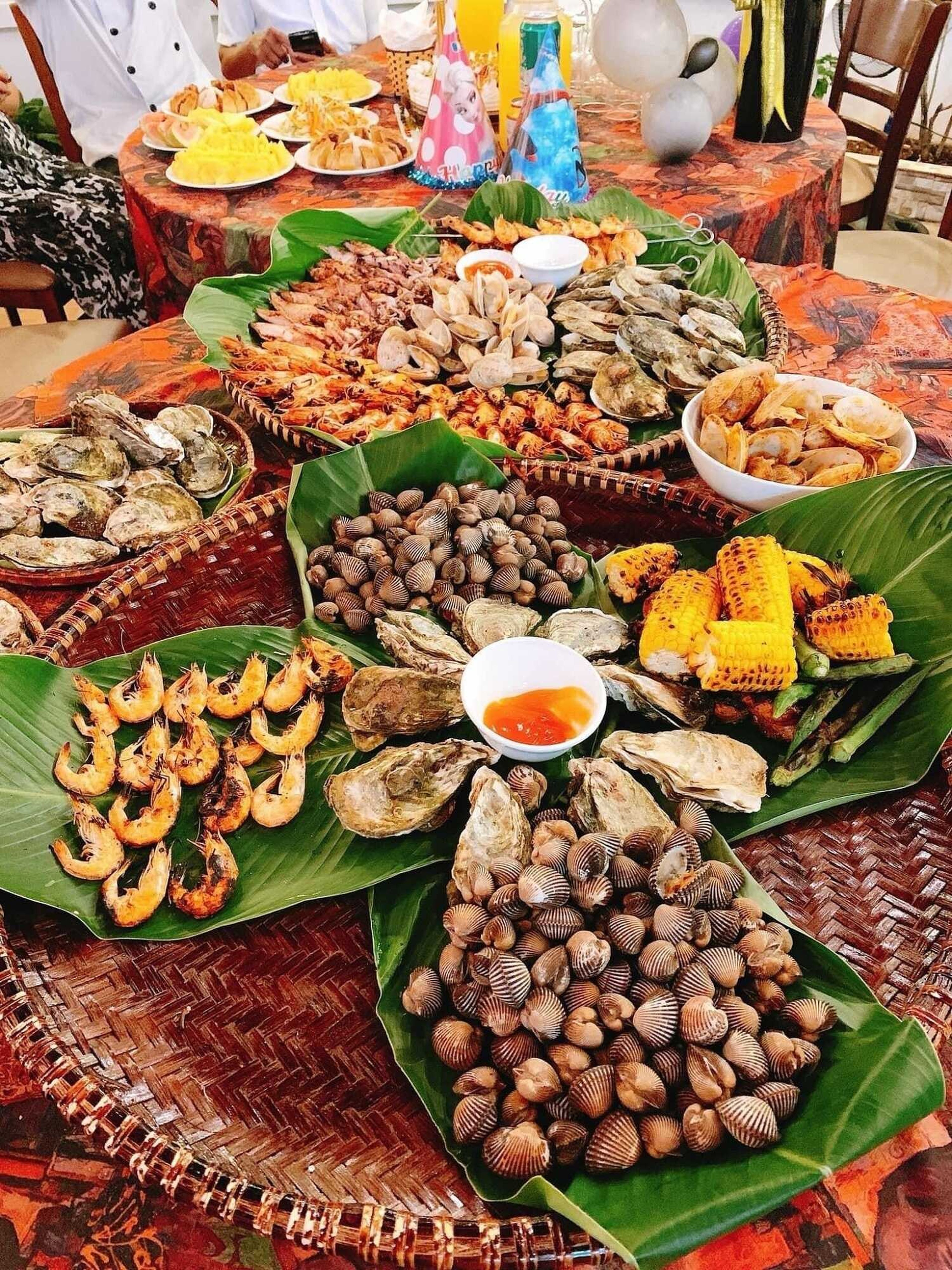 Khám phá RedCoral Halong: Thiên đường ẩm thực Trung Đông Halal tại Hạ Long - Hình 16