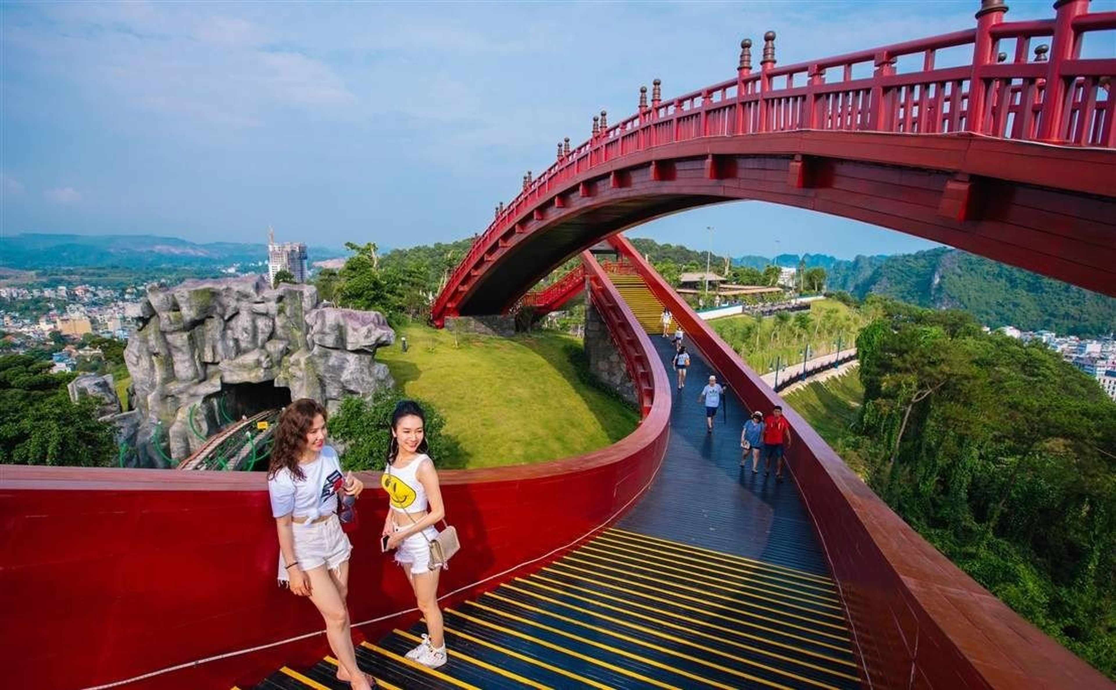 Ha Long Dragon Park – Sun World Ha Long Officially Reopens - Hình 7