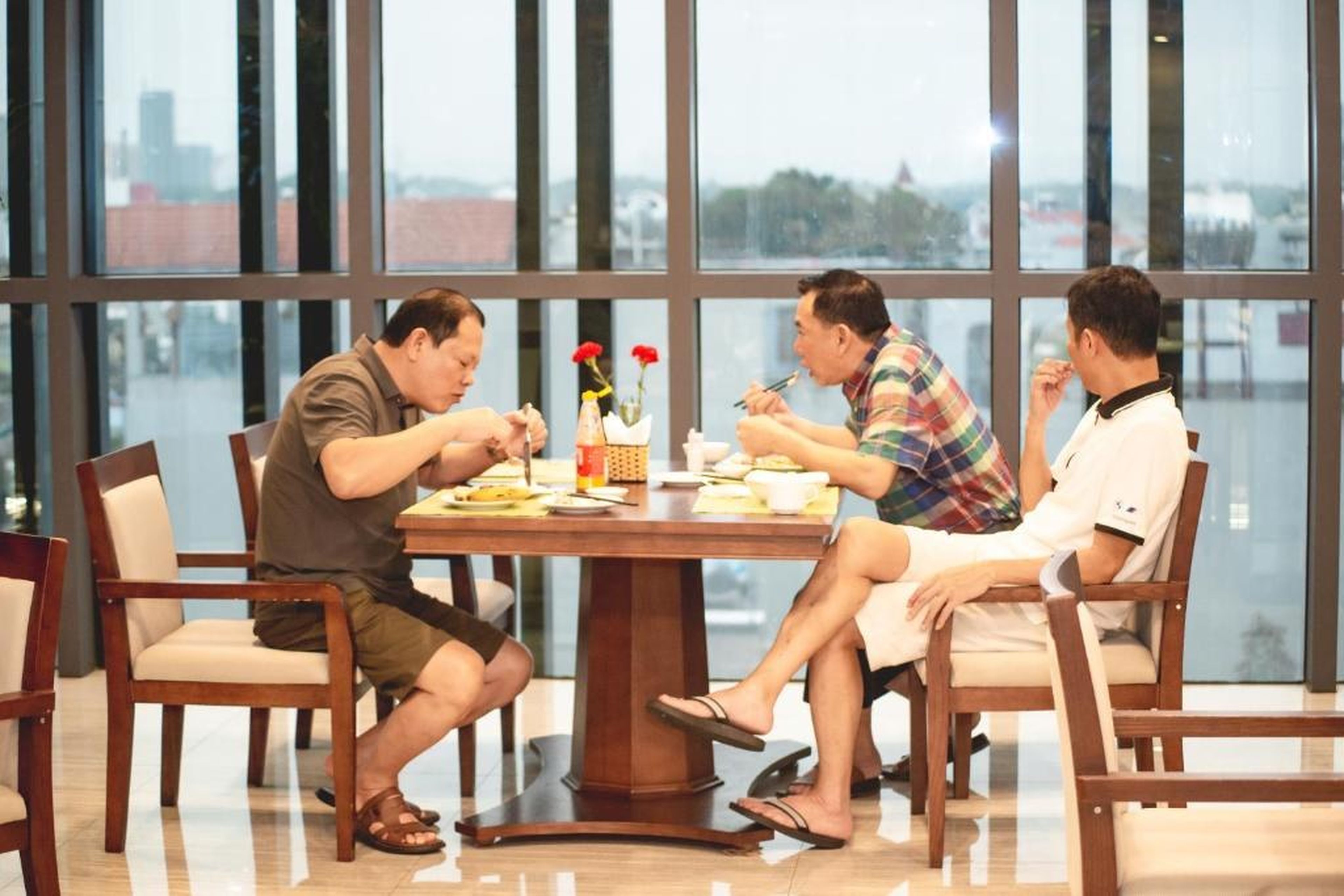 Bien Bac Hotel - Hình 48