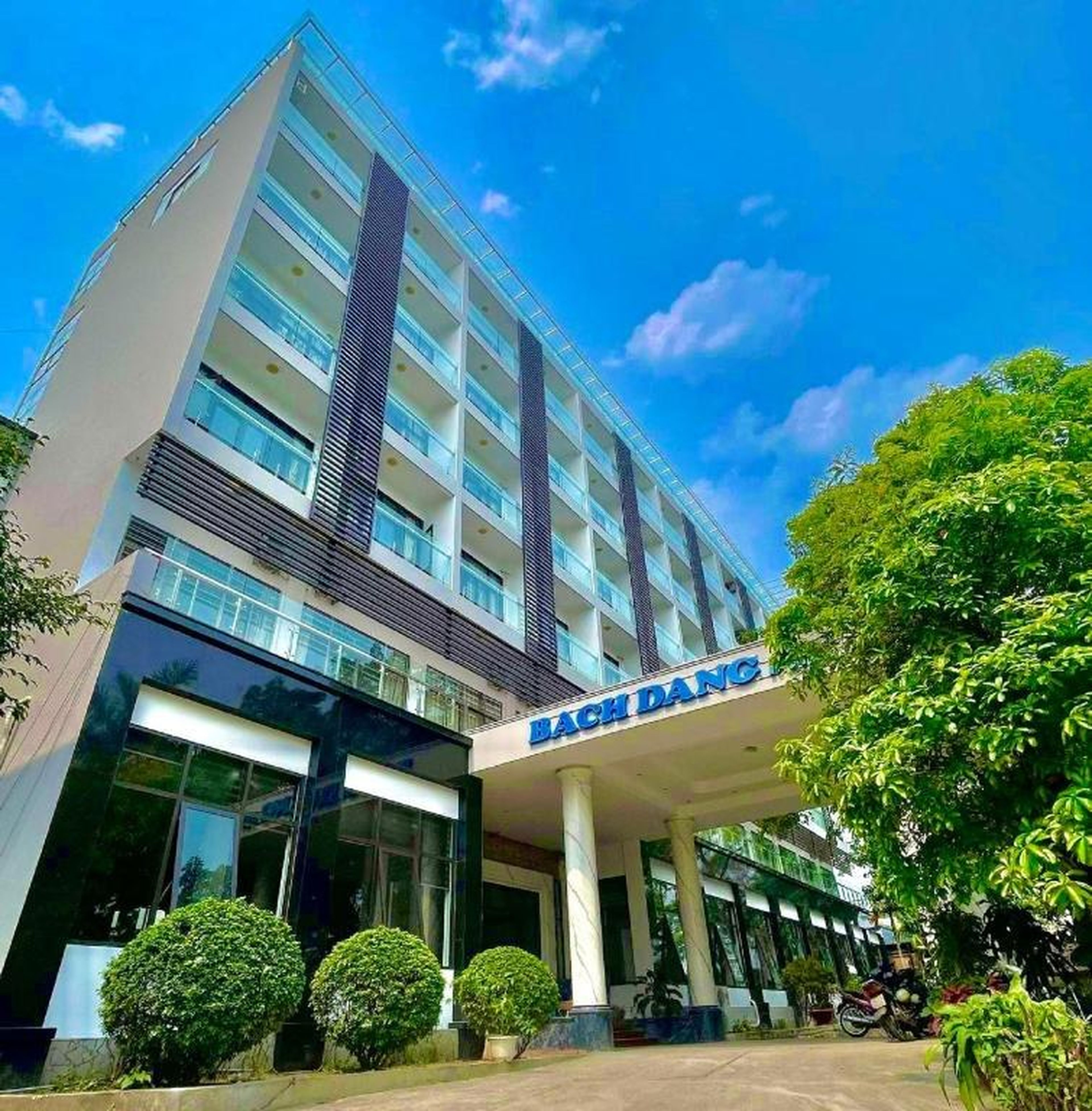 Bạch Đằng Hạ Long Hotel - Hình 32