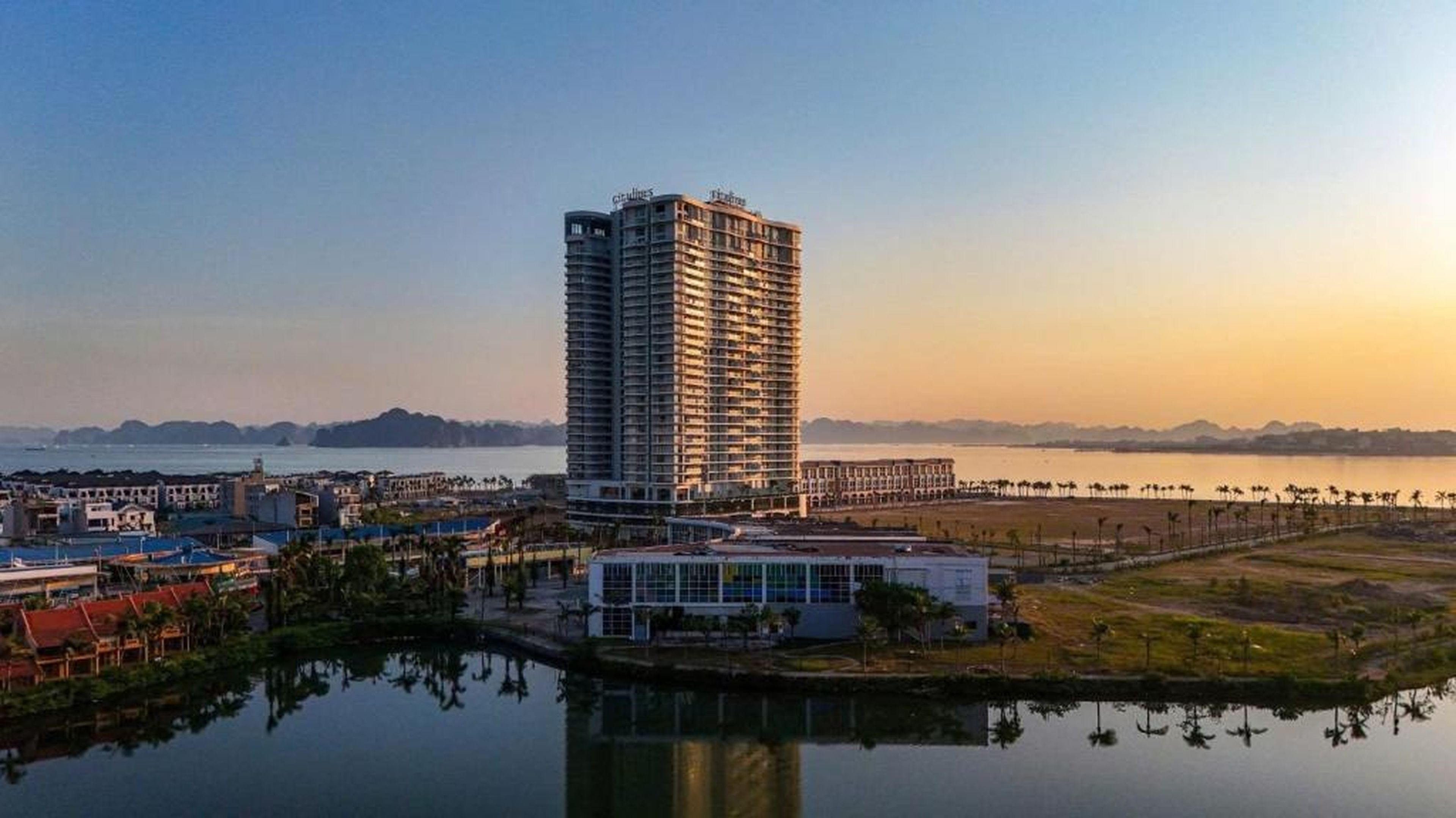 Terra Bay Homestay - Hình 10