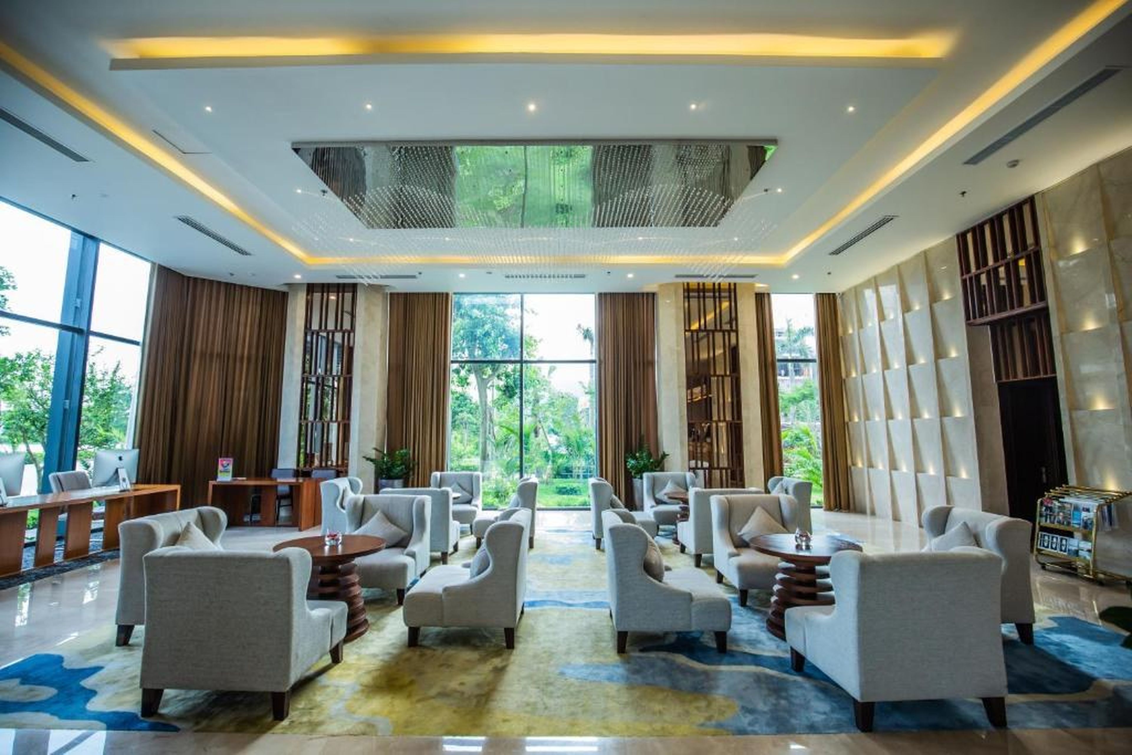 Central Luxury Hạ Long Hotel - Hình 39