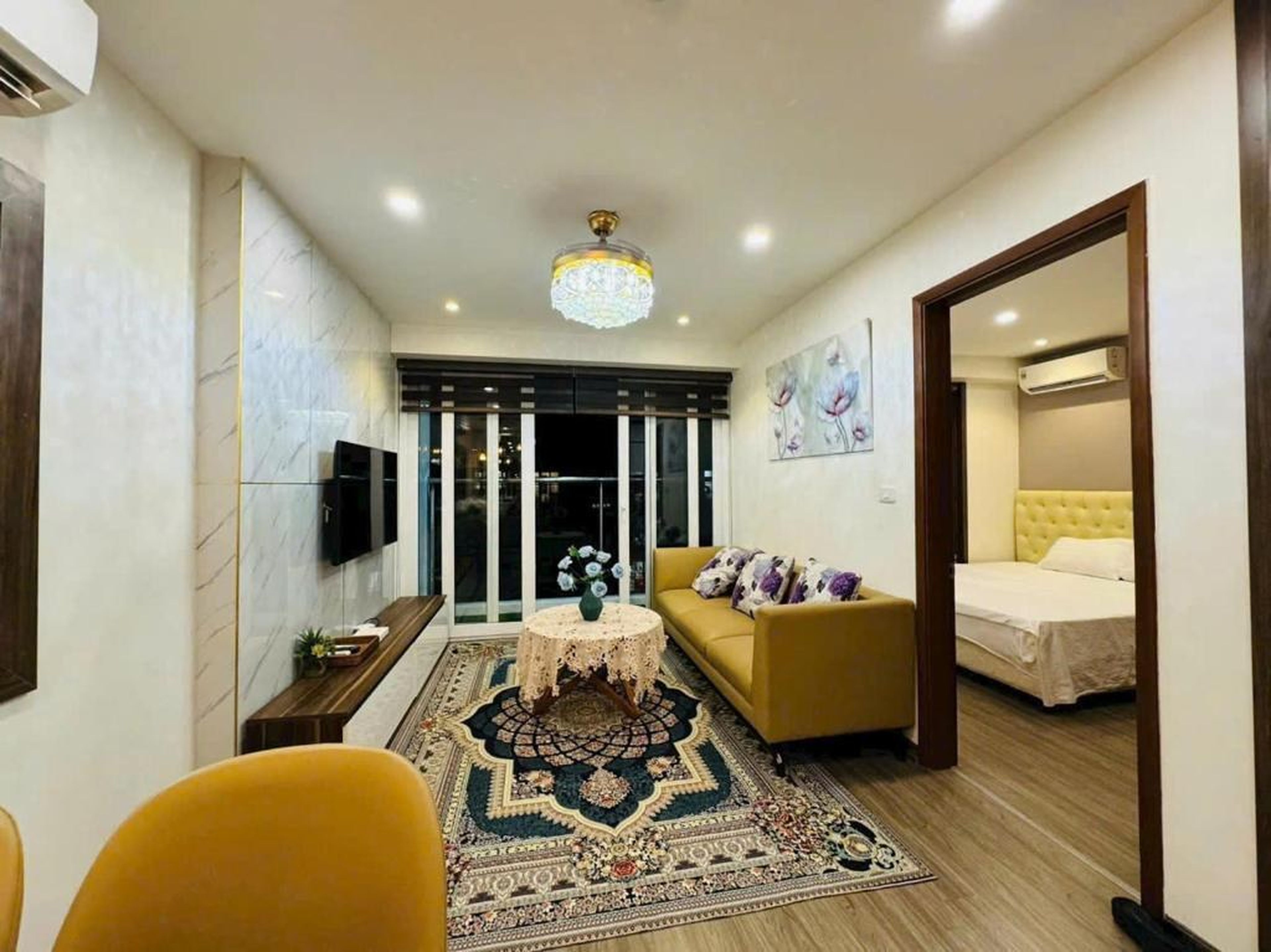 2BR Luxury Apt, Sea View, Heart of Bai Chay - Hình 21