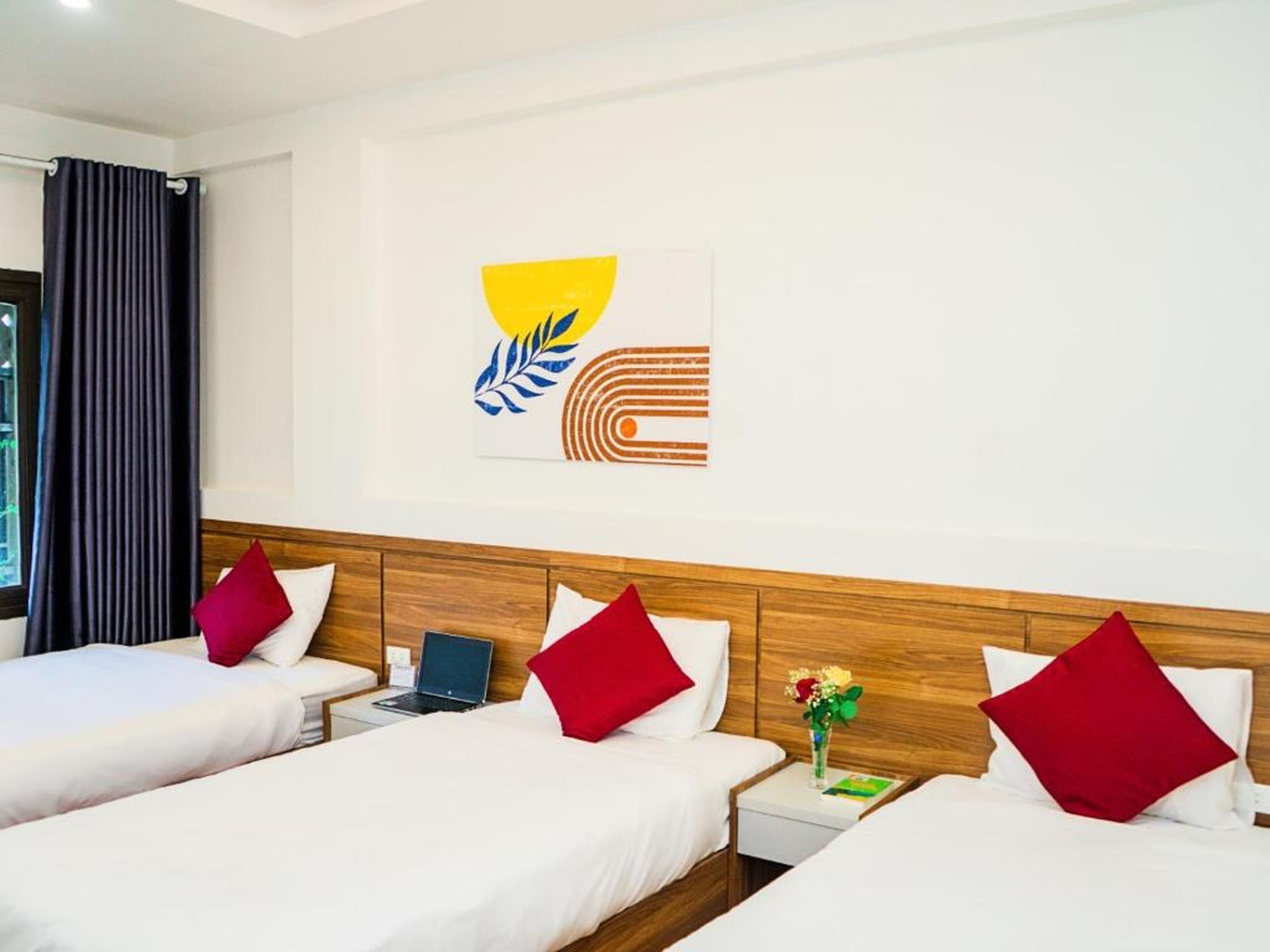 Bai Chay Panda Hotel - Hình 20