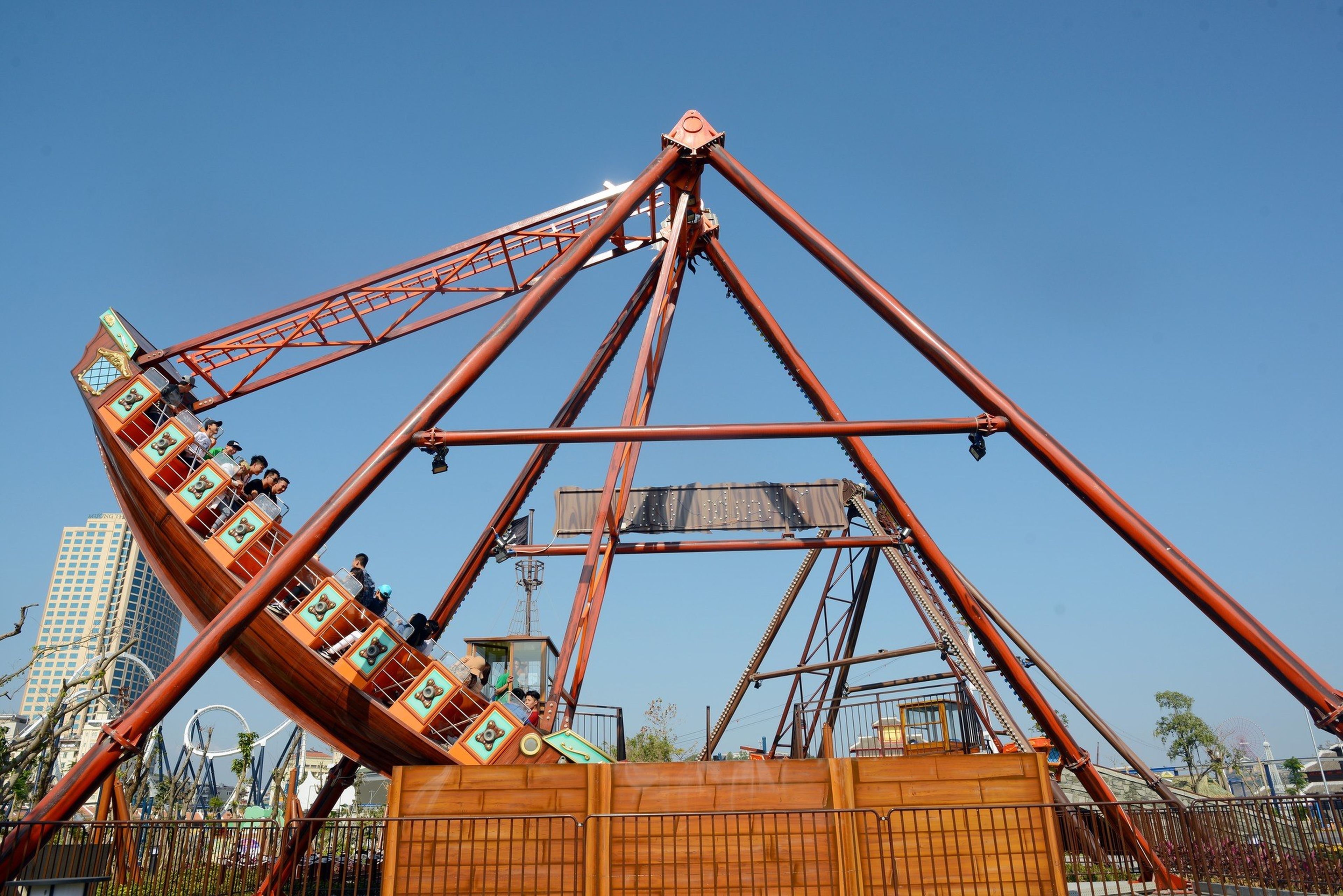 Must-Try Experiences at Ha Long Dragon Park - Hình 4