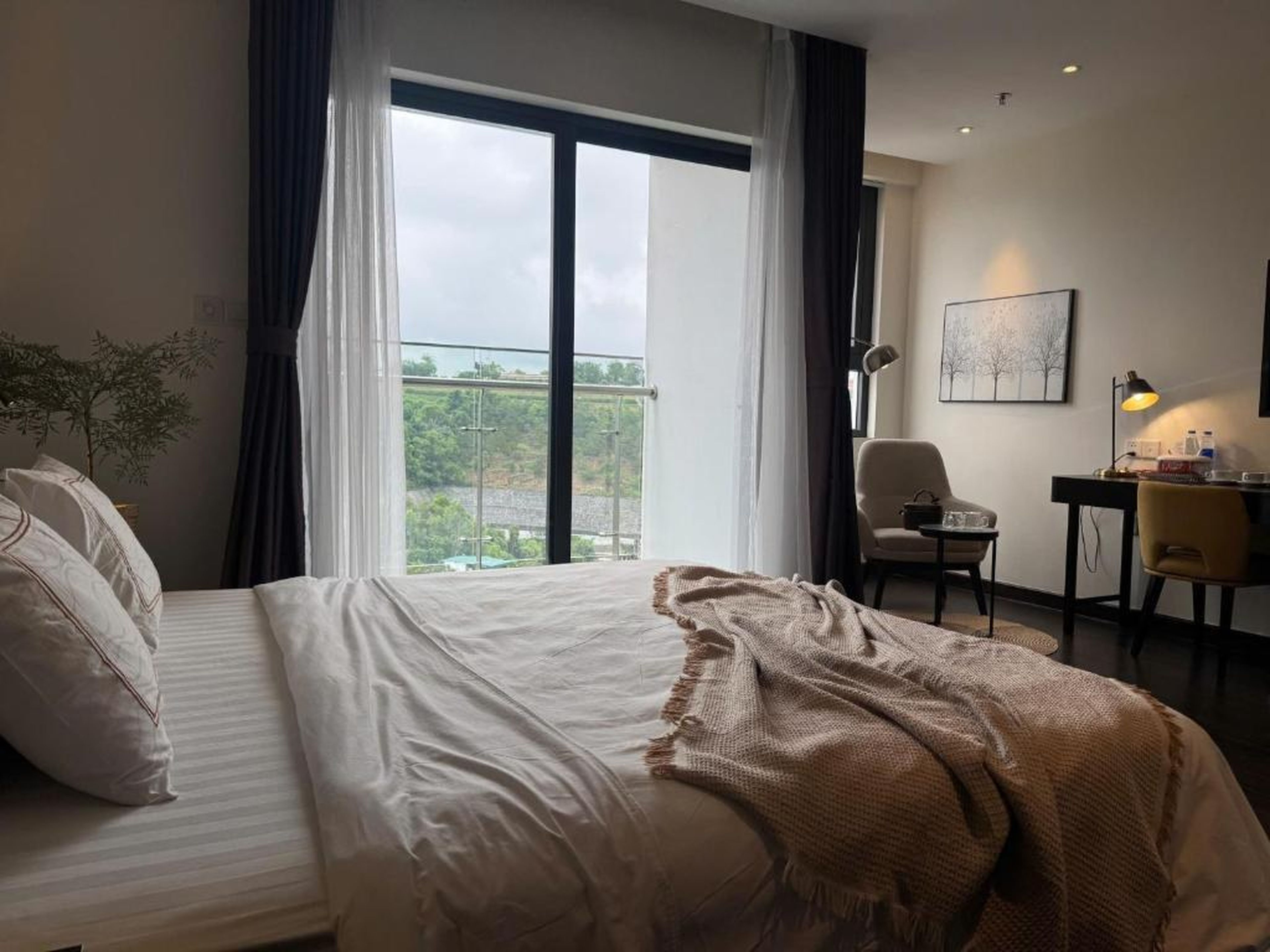 Sapphire Hạ Long Lumi Apartment - Hình 5