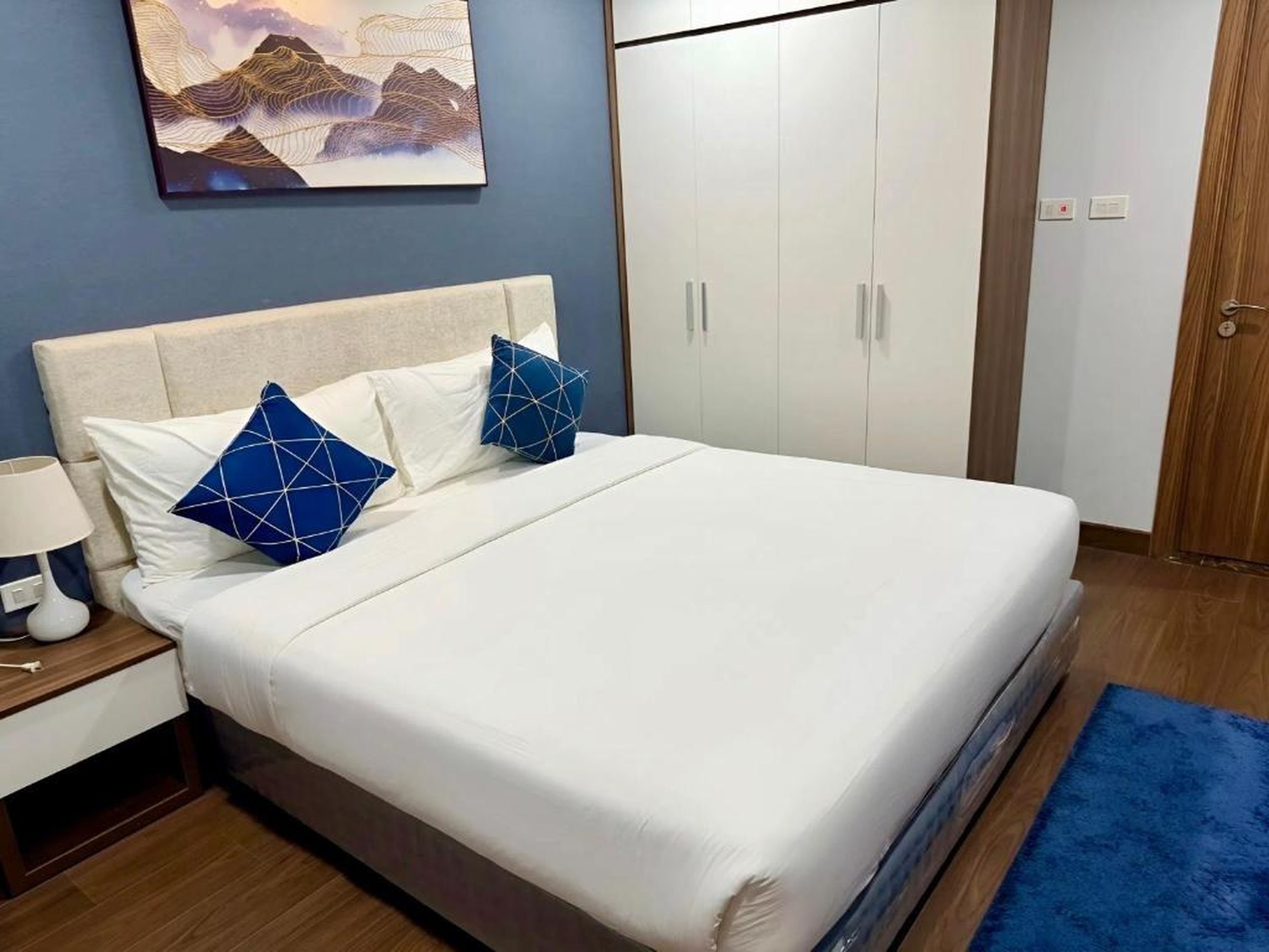 Spacious 2BR Apartment in Hon Gai Center, Ha Long - Hình 8