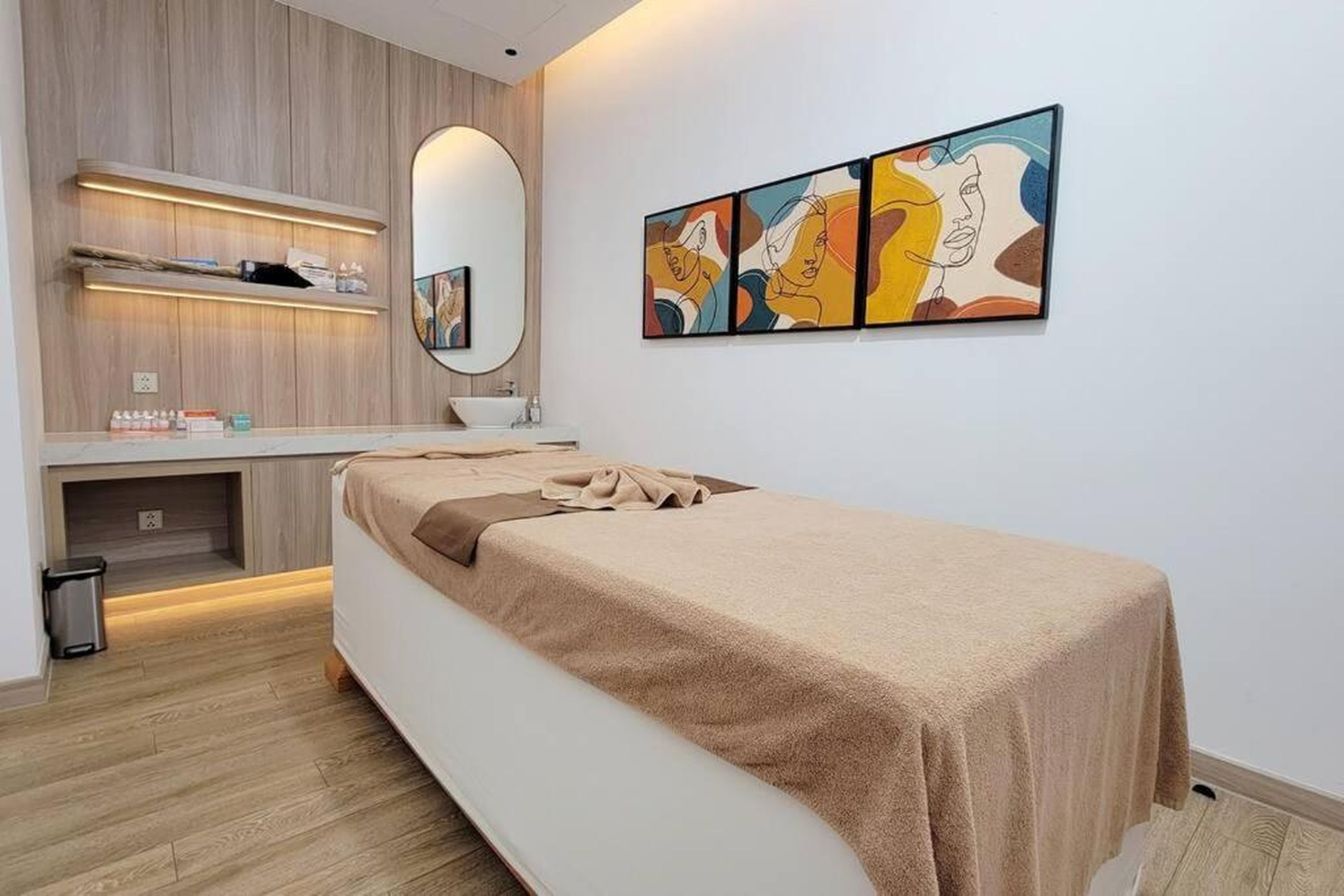 A La Carte - Modern Residence - Hình 22
