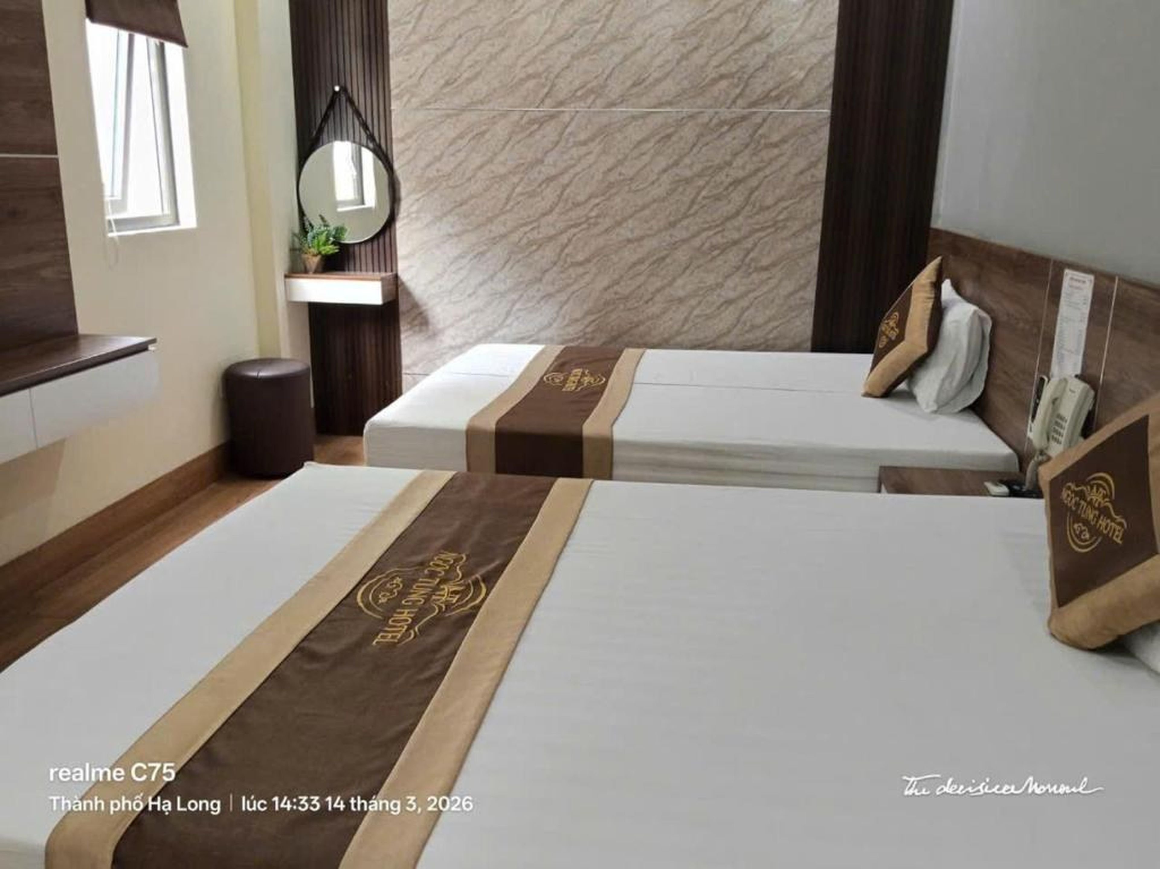 Ngọc Tùng Hotel - Hình 2
