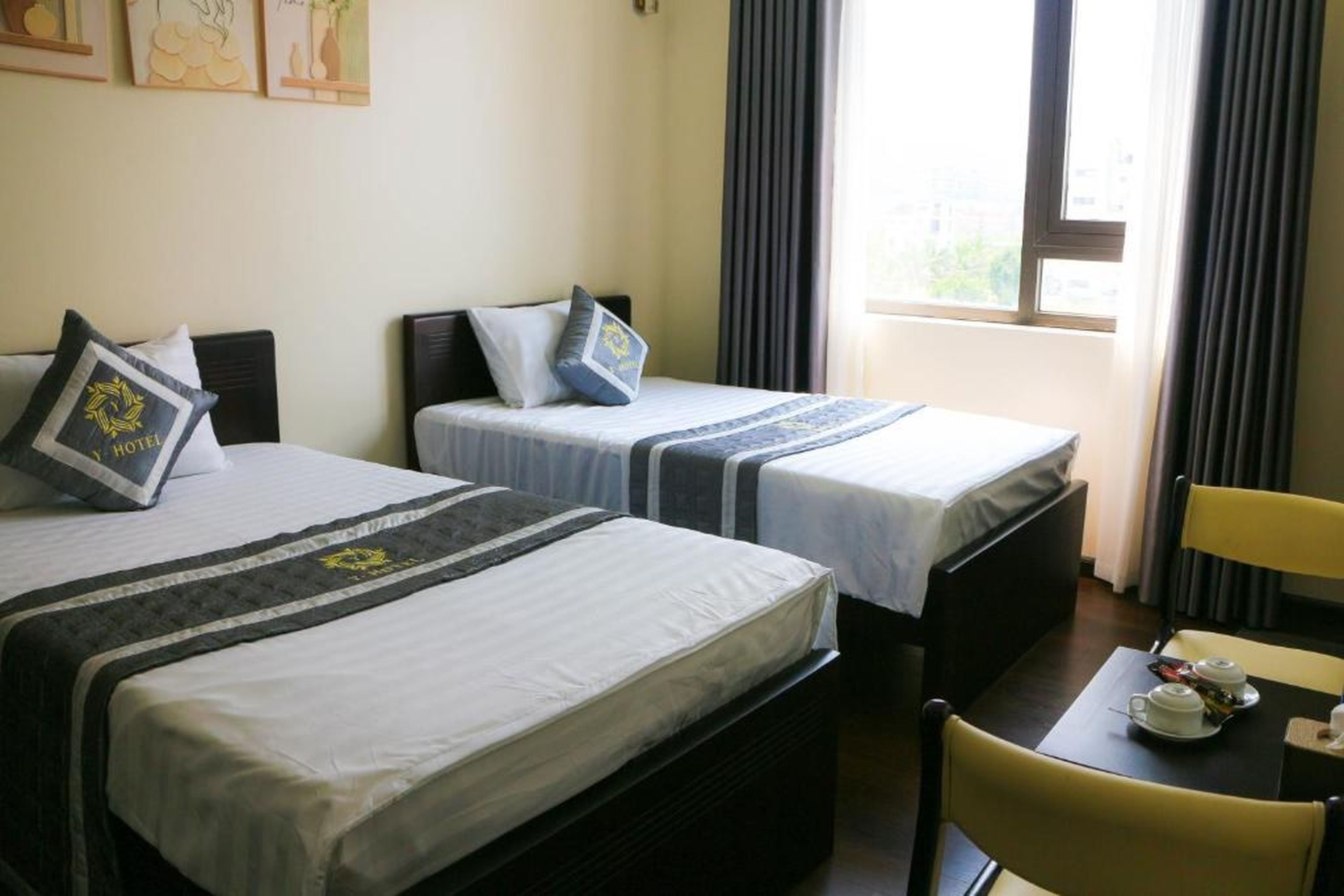 Y - Hotel - Hình 24