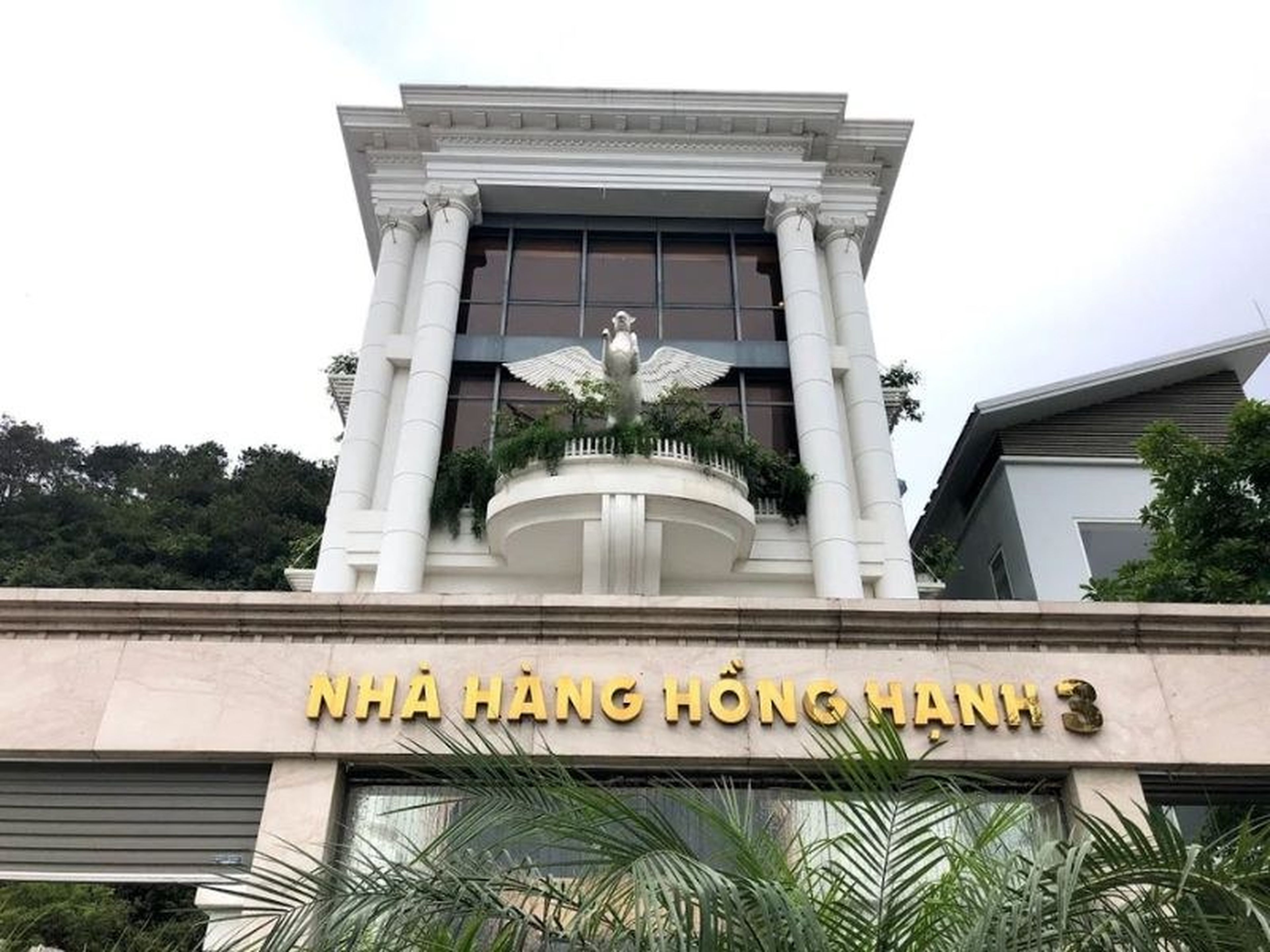 Nhà hàng Hồng Hạnh: Review hệ thống 6 chi nhánh tại Quảng Ninh - Hình 1