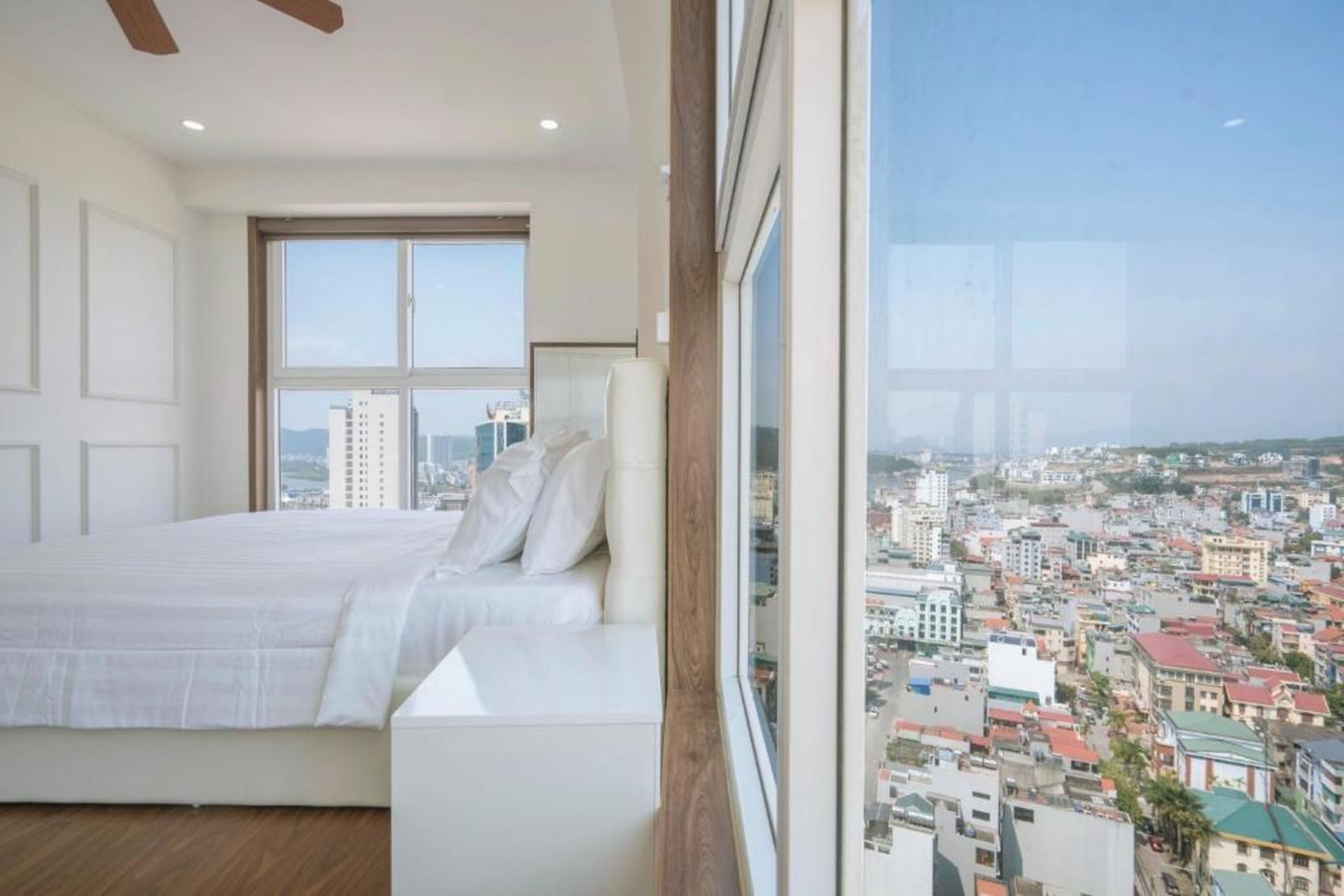Homestay Hạ Long 3 phòng ngủ view biển - Hình 2