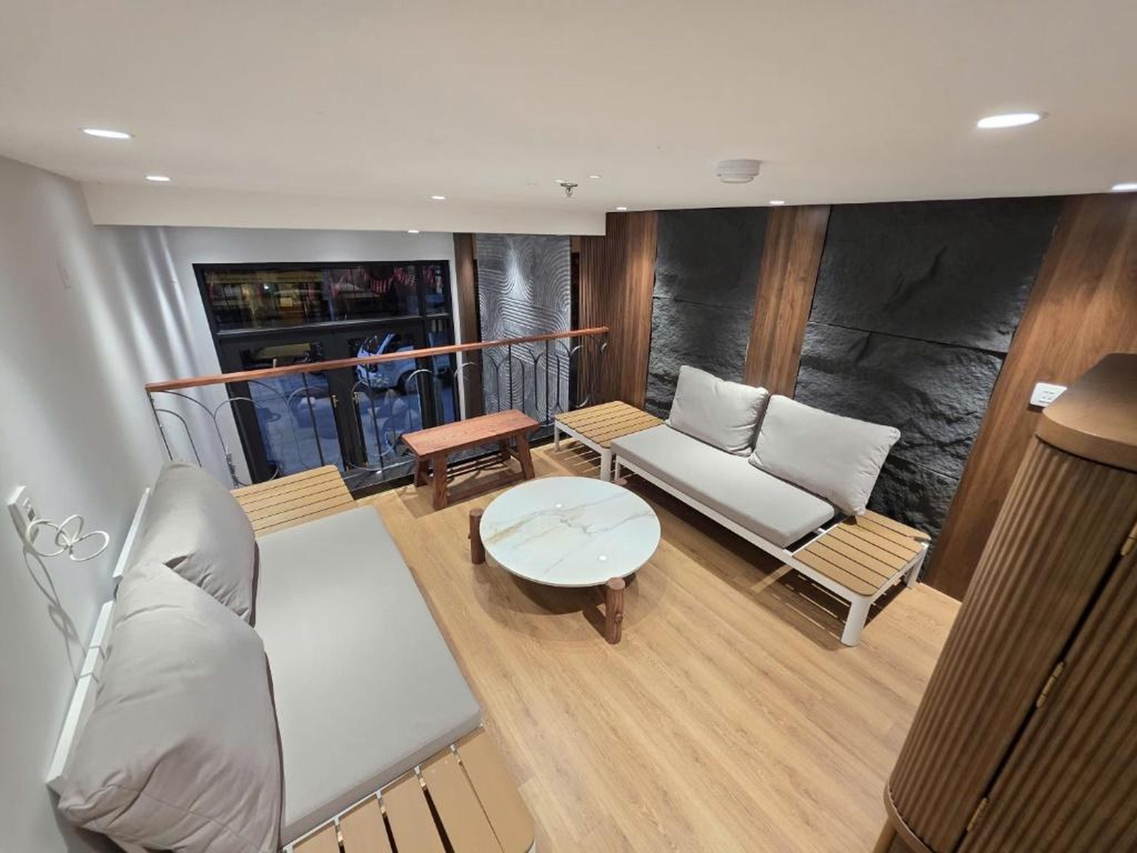 Cozy Nest Homestay Ha Long - Hình 10