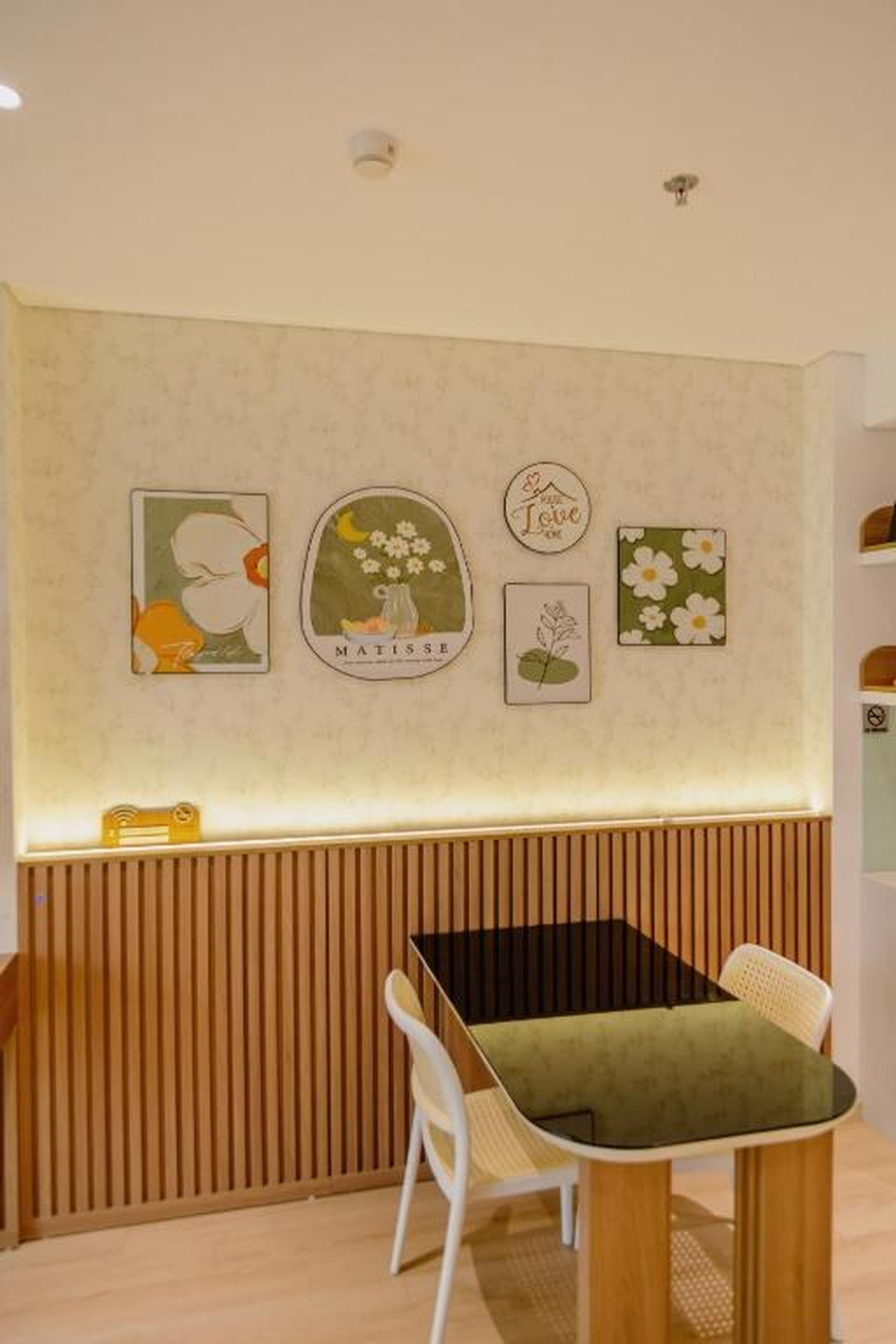 Cozy Balcony Studio Near Sun World - The Holiday Ha Long - Hình 12