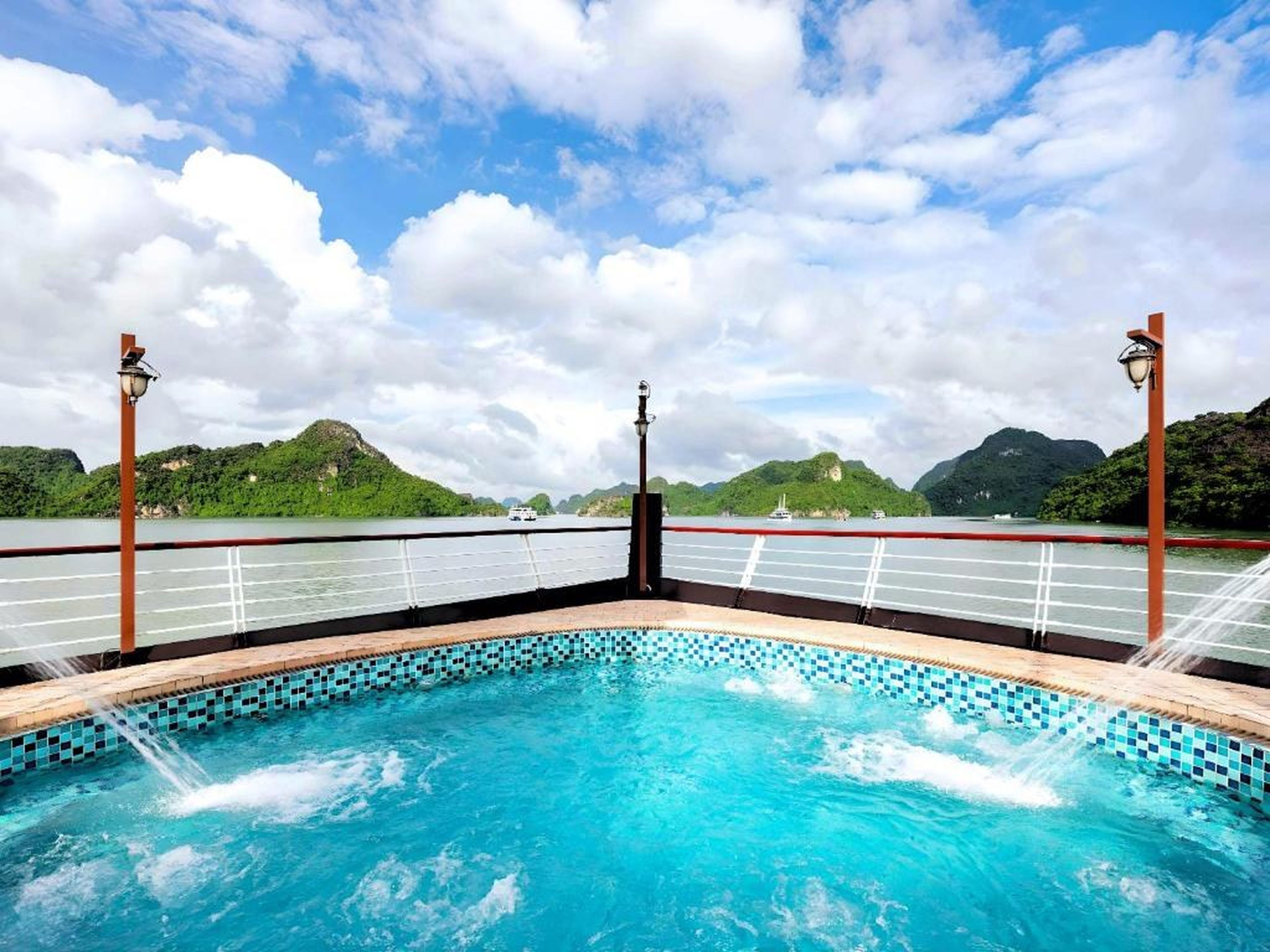Amanda Luxury Cruise - Hình 4