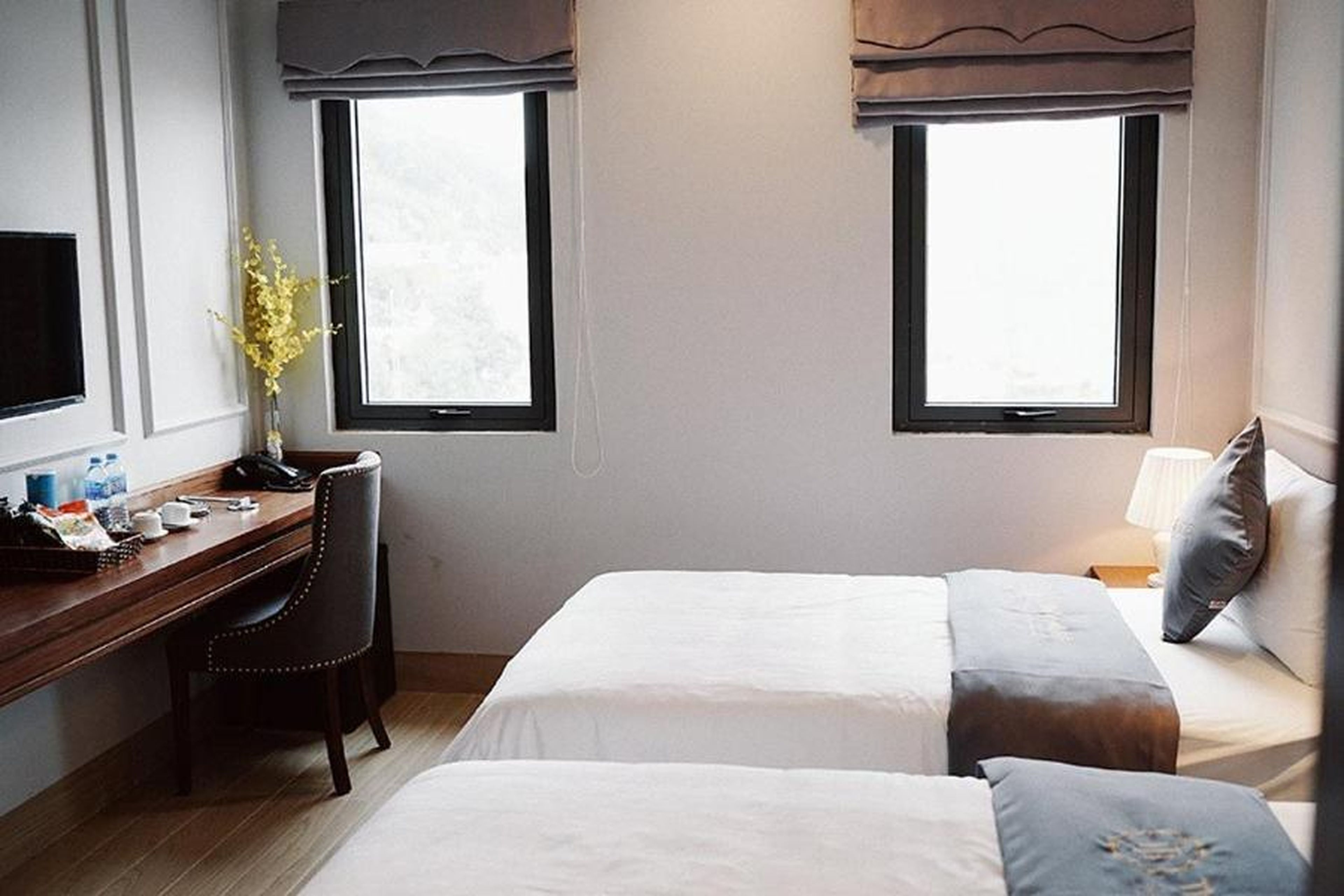 The Confetti Hotel Ha Long - Hình 20