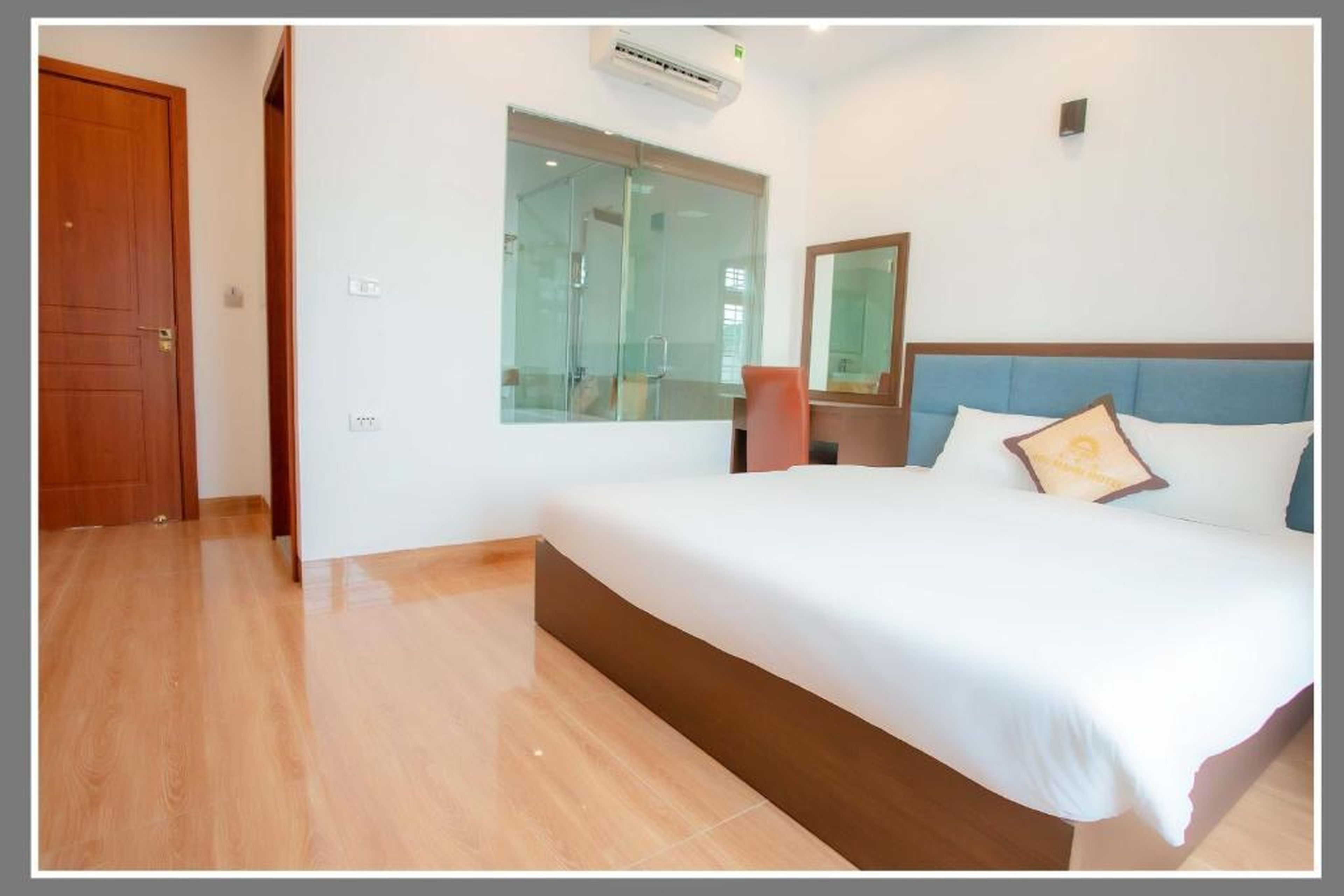 Duc Manh Hotel (Đức Mạnh Hotel) - Hình 13