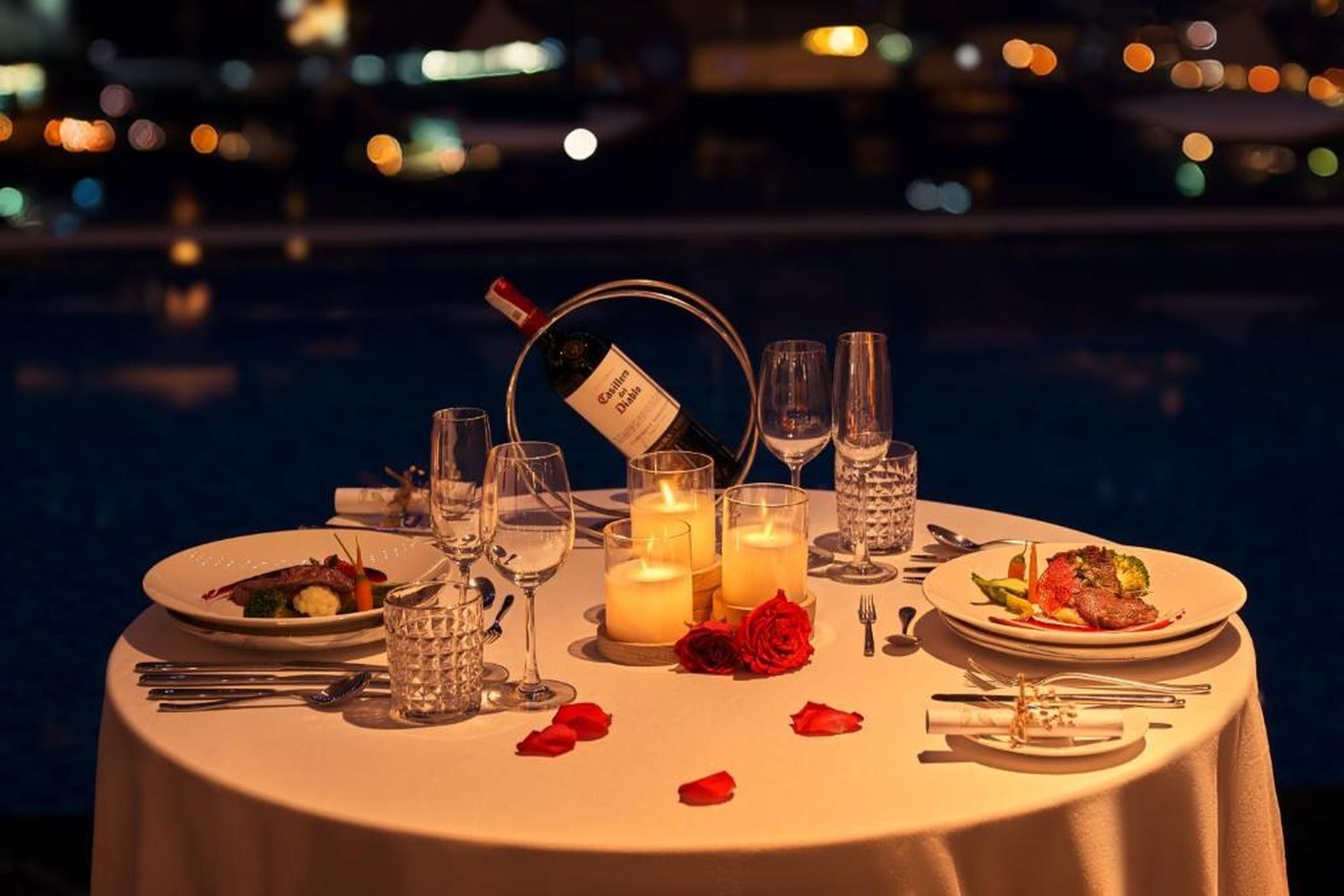 DeLaSea Ha Long Hotel - Modern Bayview Escape - Hình 25