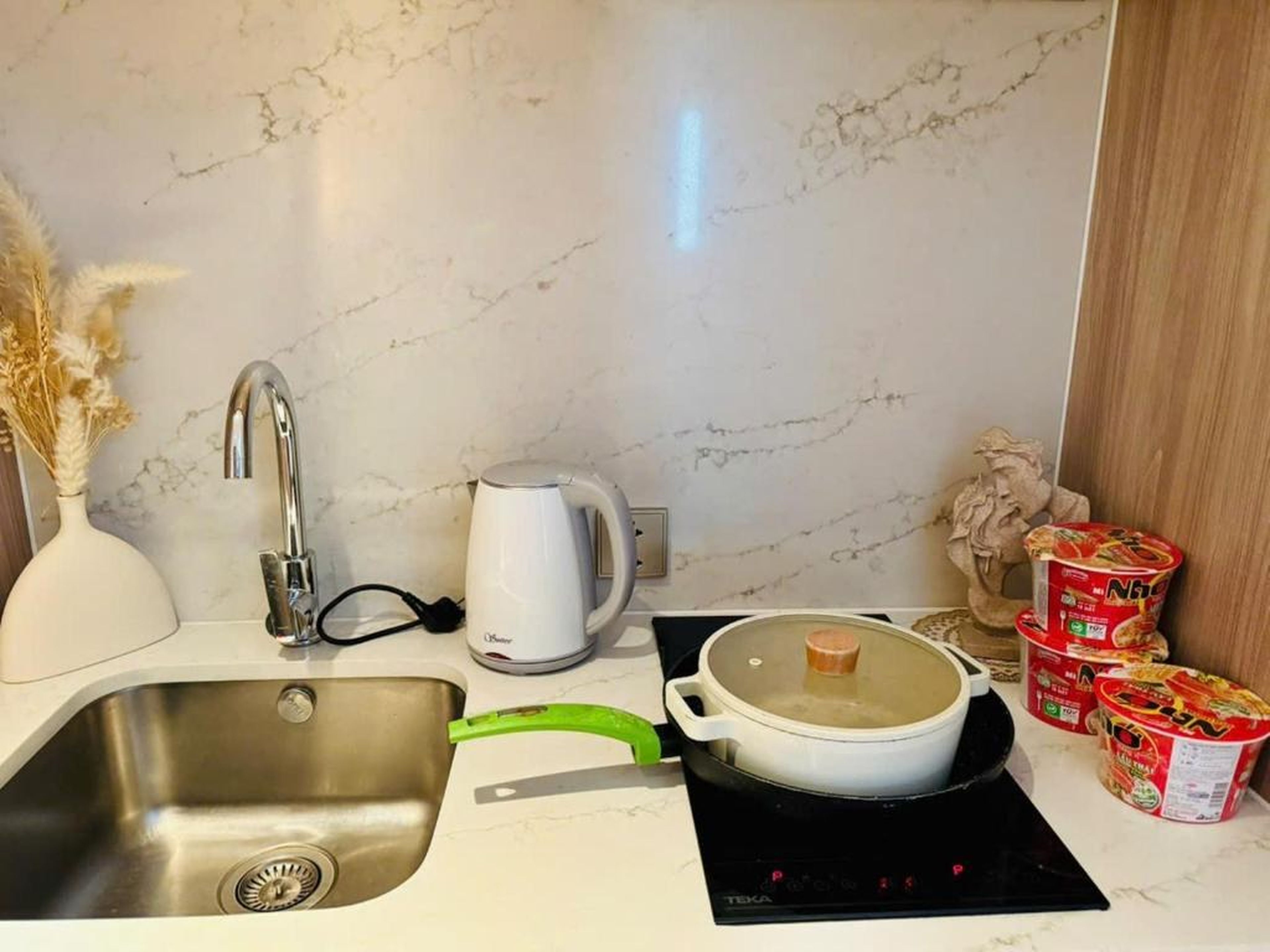 A LA CARTE Hạ Long Bay View biển tầng cao - Hình 20