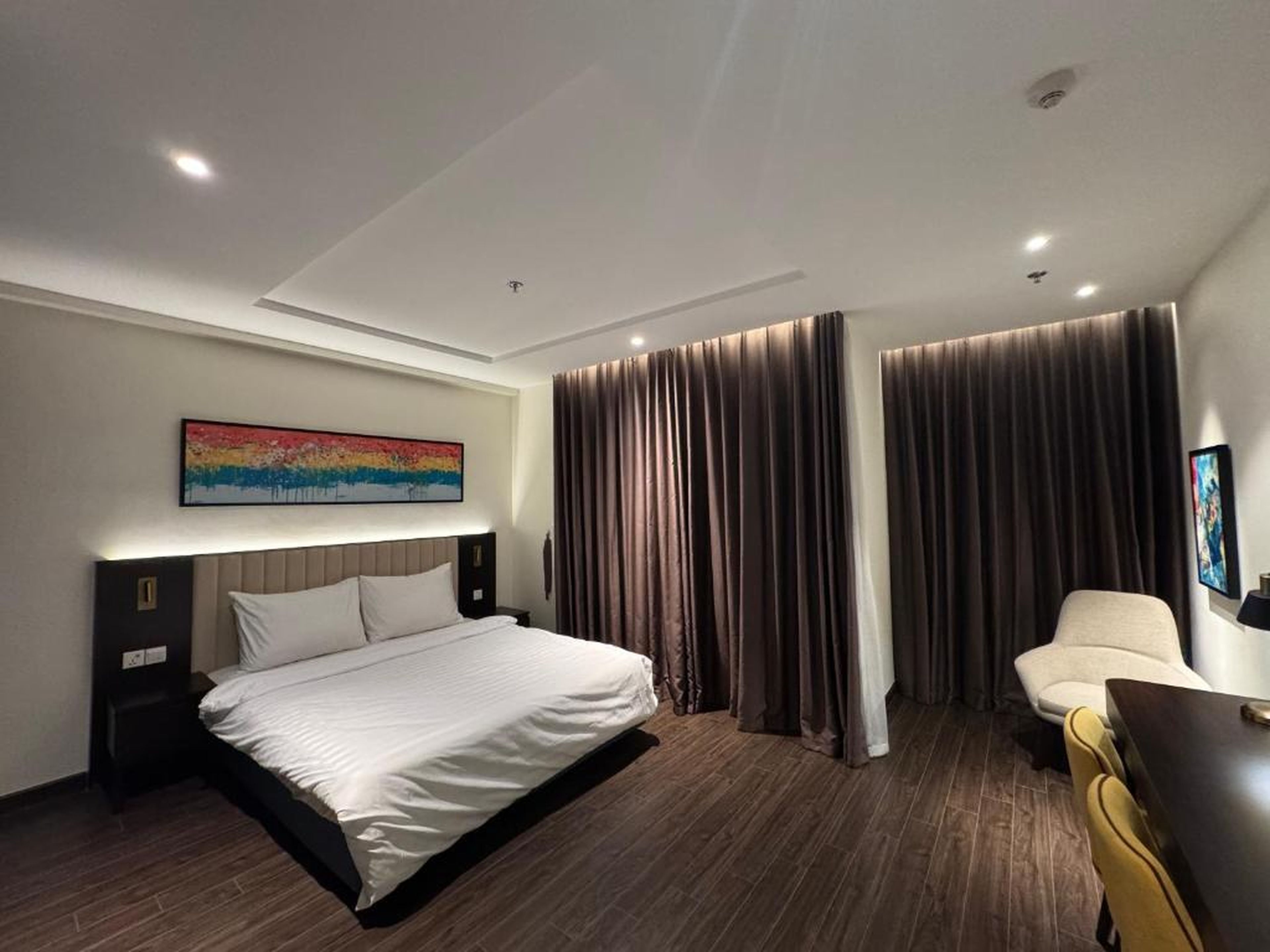 Liam Apartment at Sapphire Ha Long - Hình 27