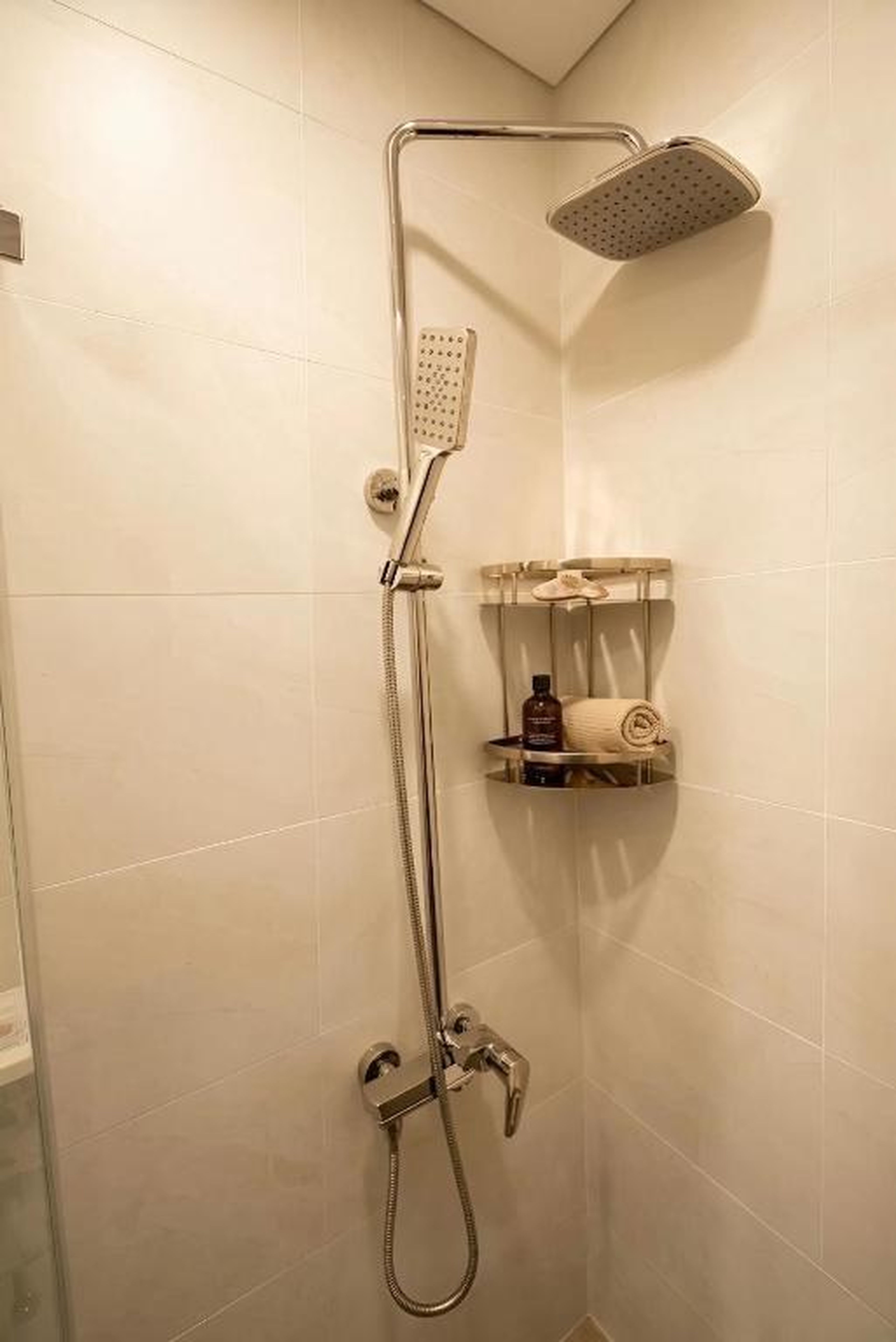 Family - Friendly 2BR Sea View Apartment - Green Diamond Ha Long - Hình 19