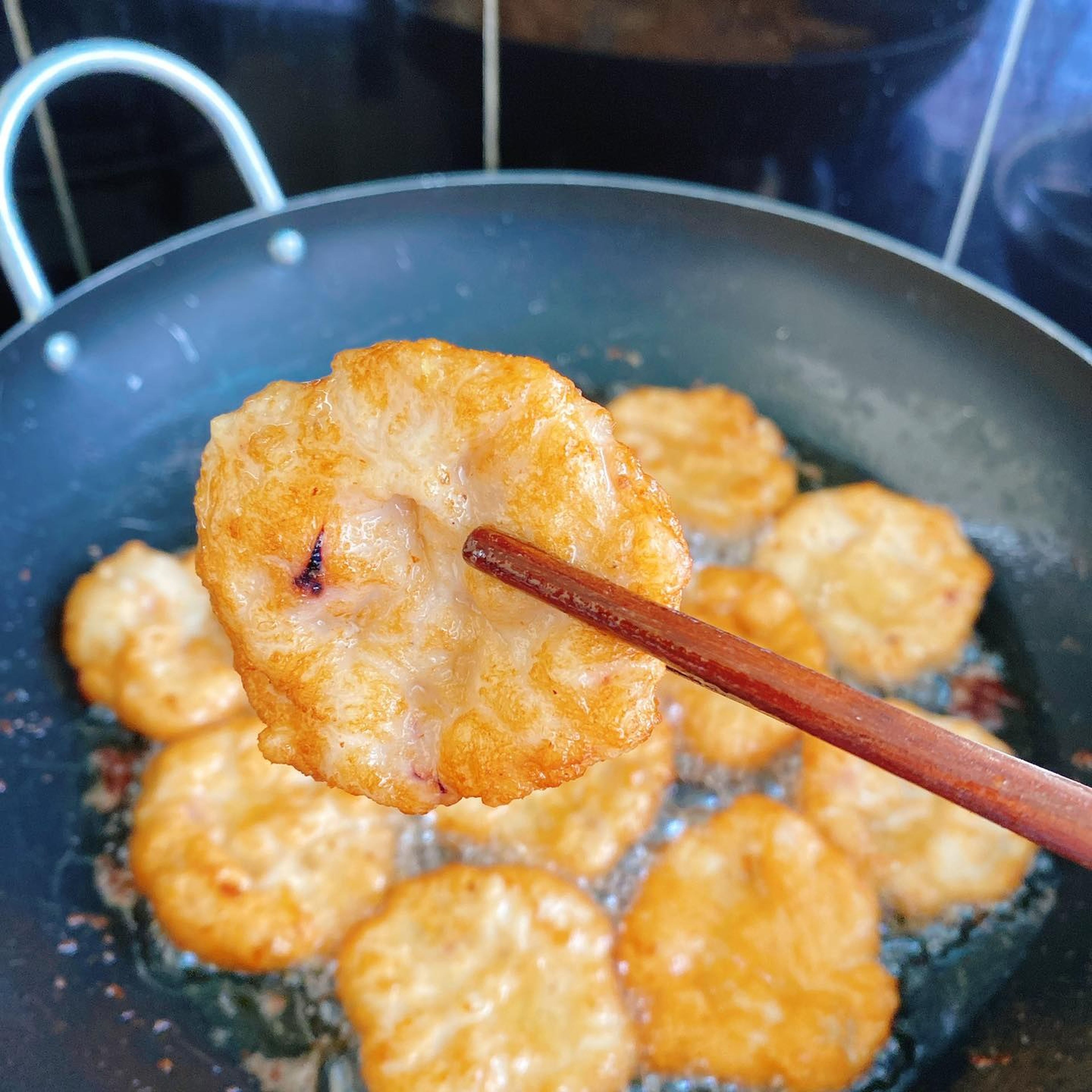 Du lịch Hạ Long - Cùng Phạm Duy Long ngắm nhìn Hạ Long từ thủy phi cơ - Hình 7