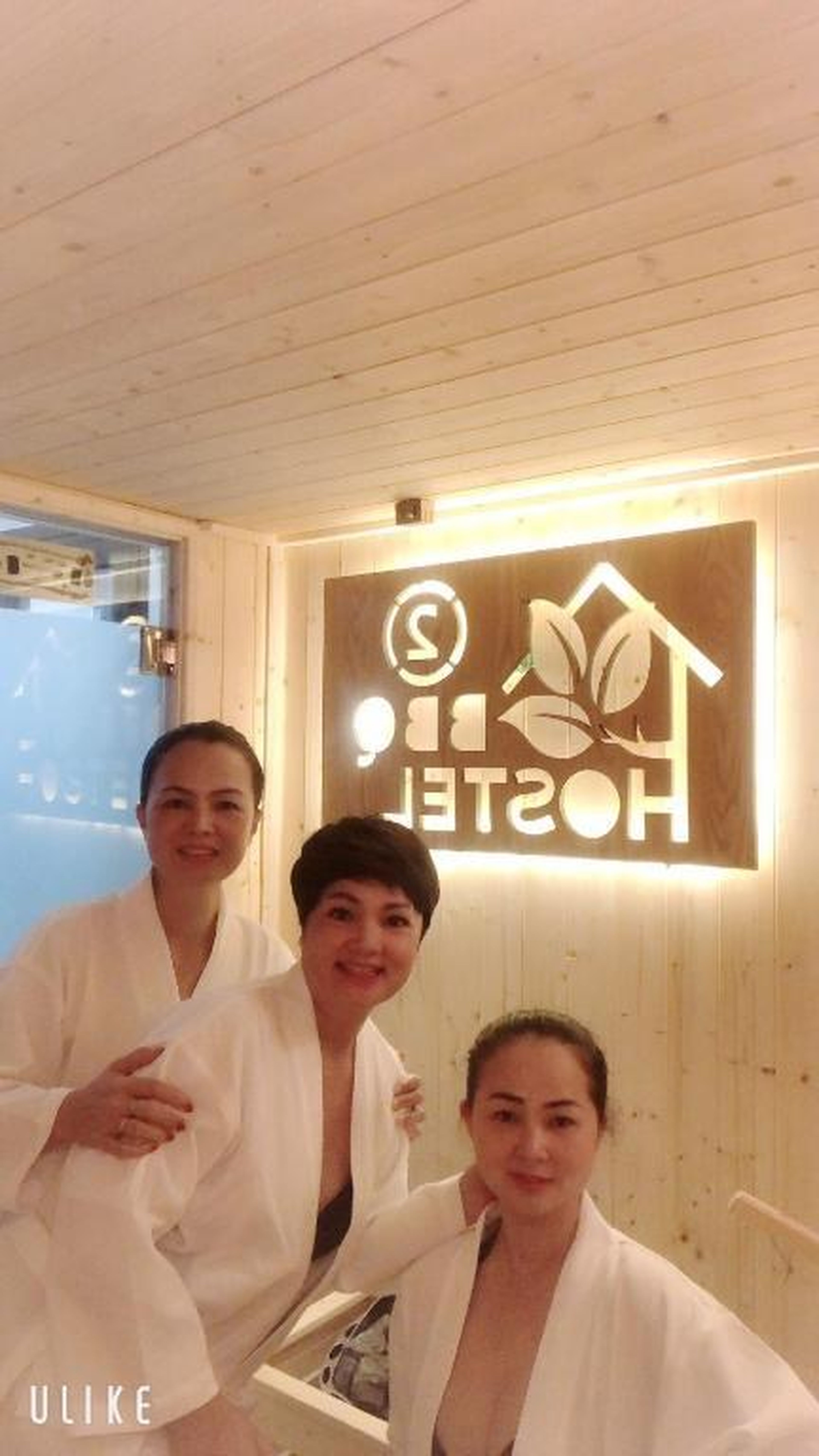 BBQ Hostel Ha Long 2 - Hình 1