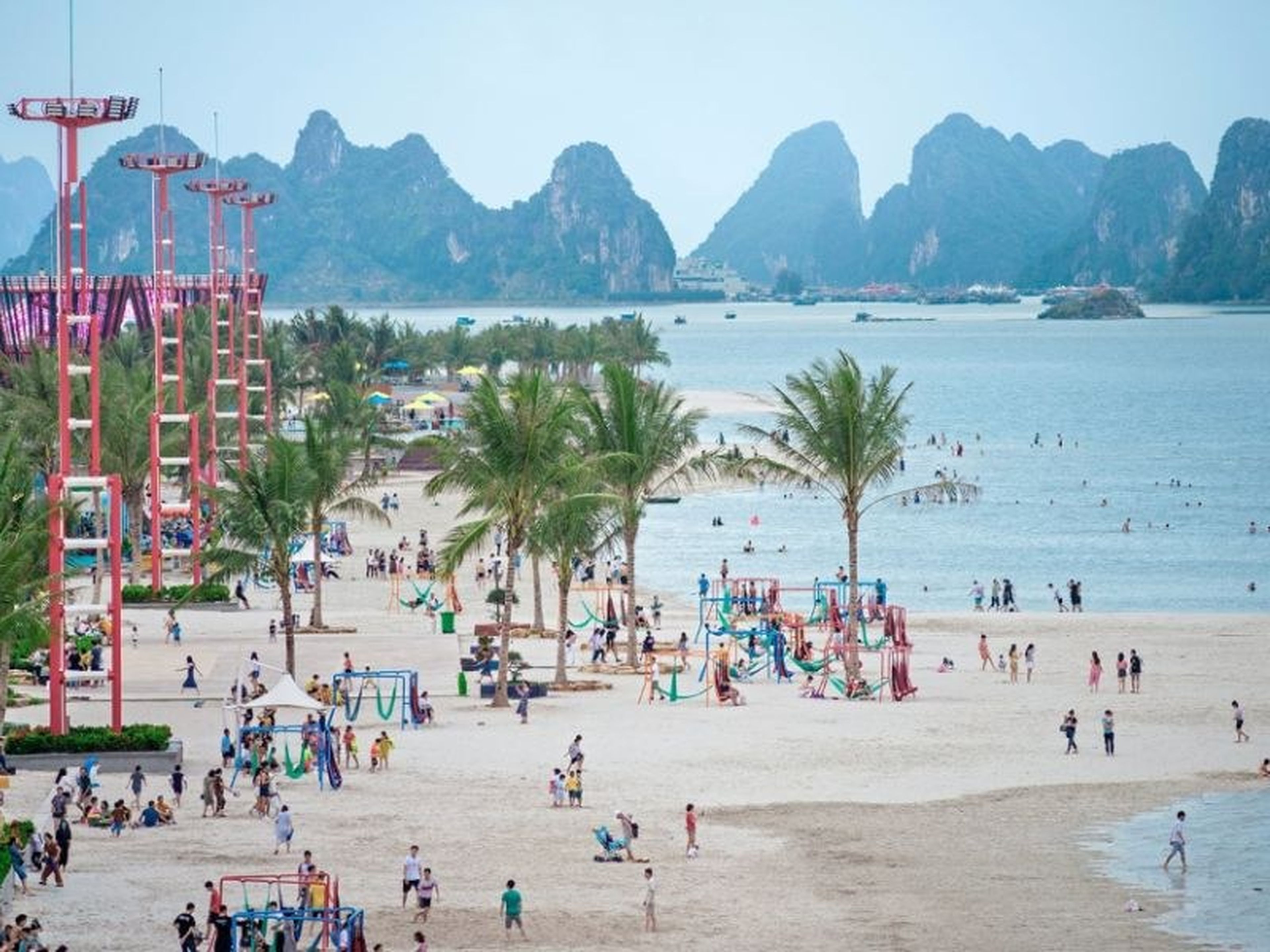 Bỏ túi kinh nghiệm du lịch Vân Đồn cực hữu ích cho bạn - Hình 2