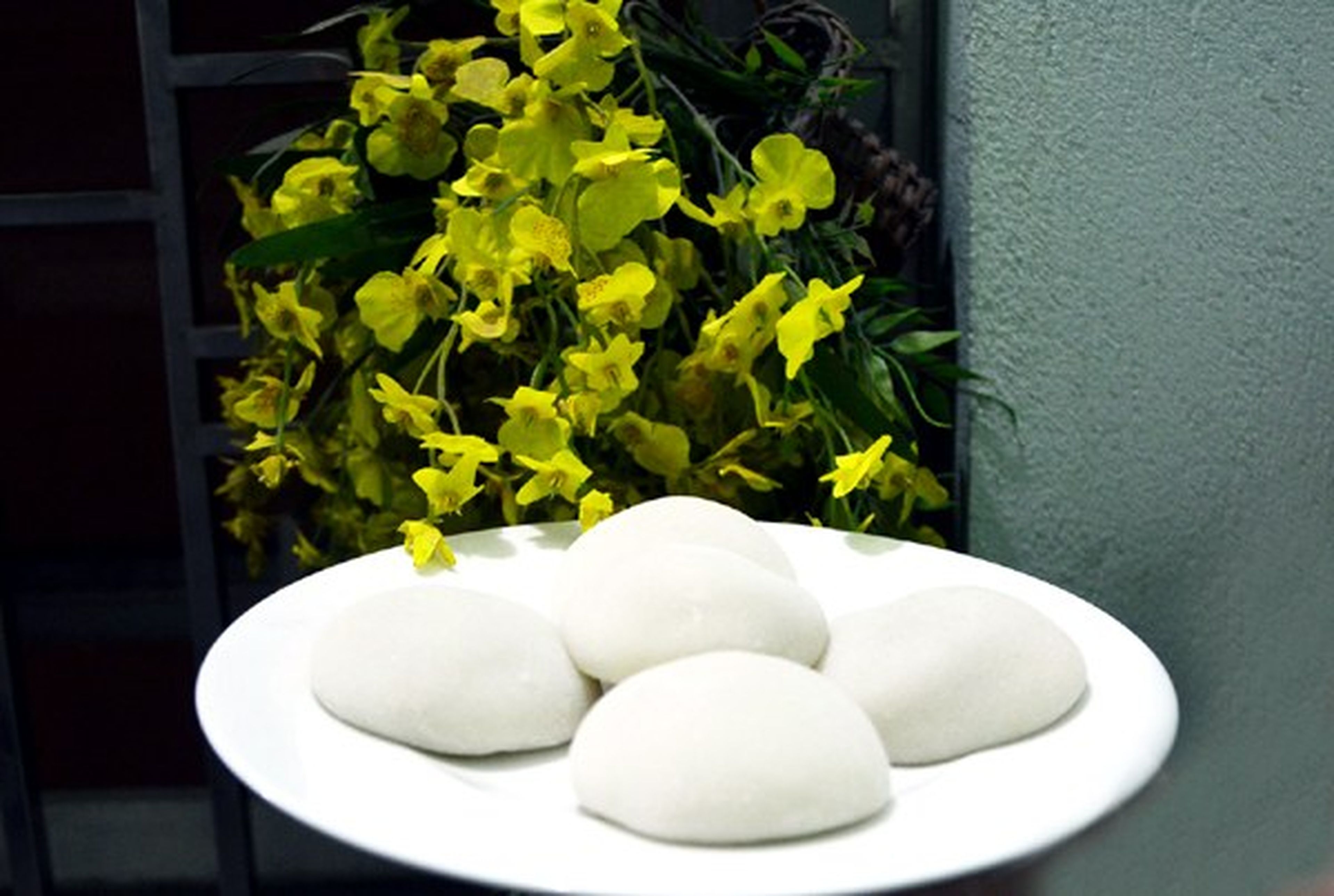 Bánh bạc đầu – 산지우족의 ‘빚으면서 바로 먹는’ 별미 - Hình 5